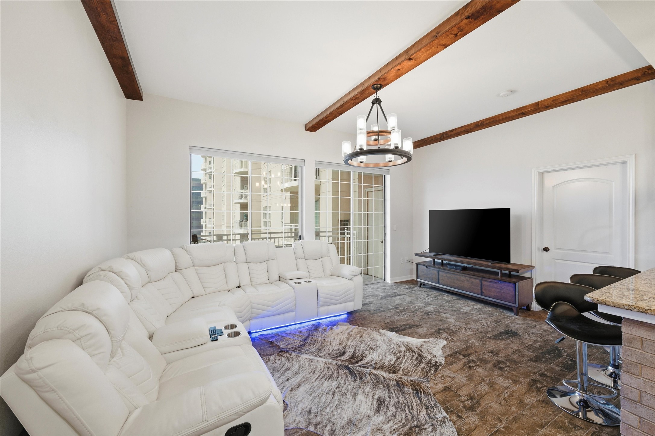 3225 Turtle Creek Boulevard Dallas TX 75219