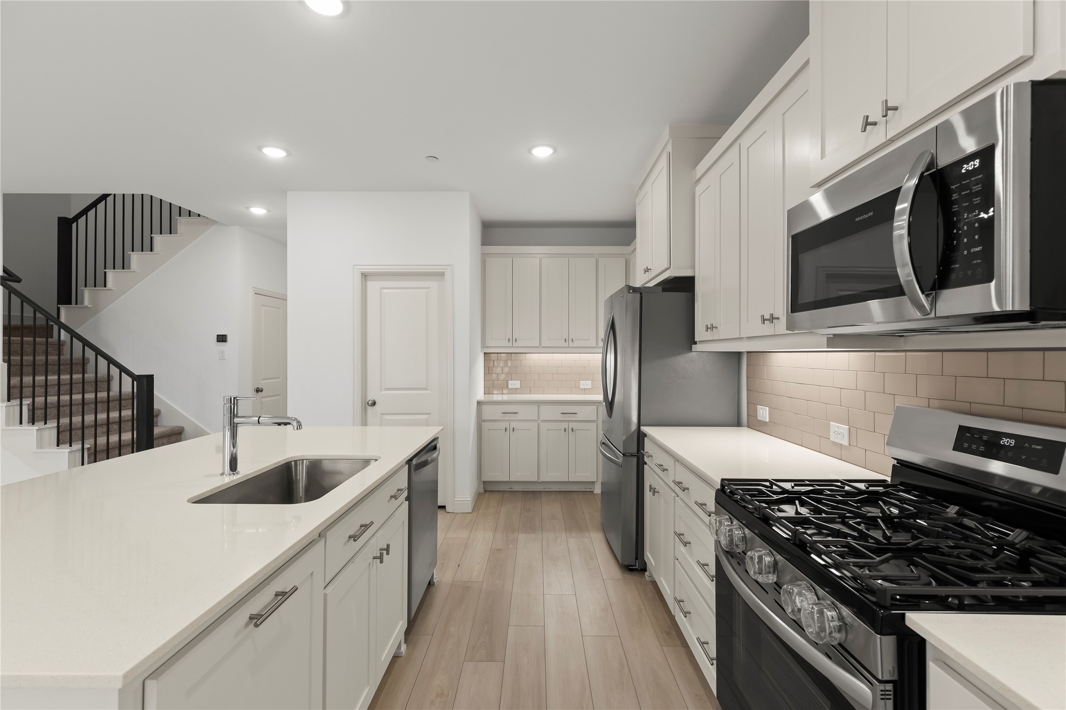 8855 Stablehand Mews Frisco TX 75035