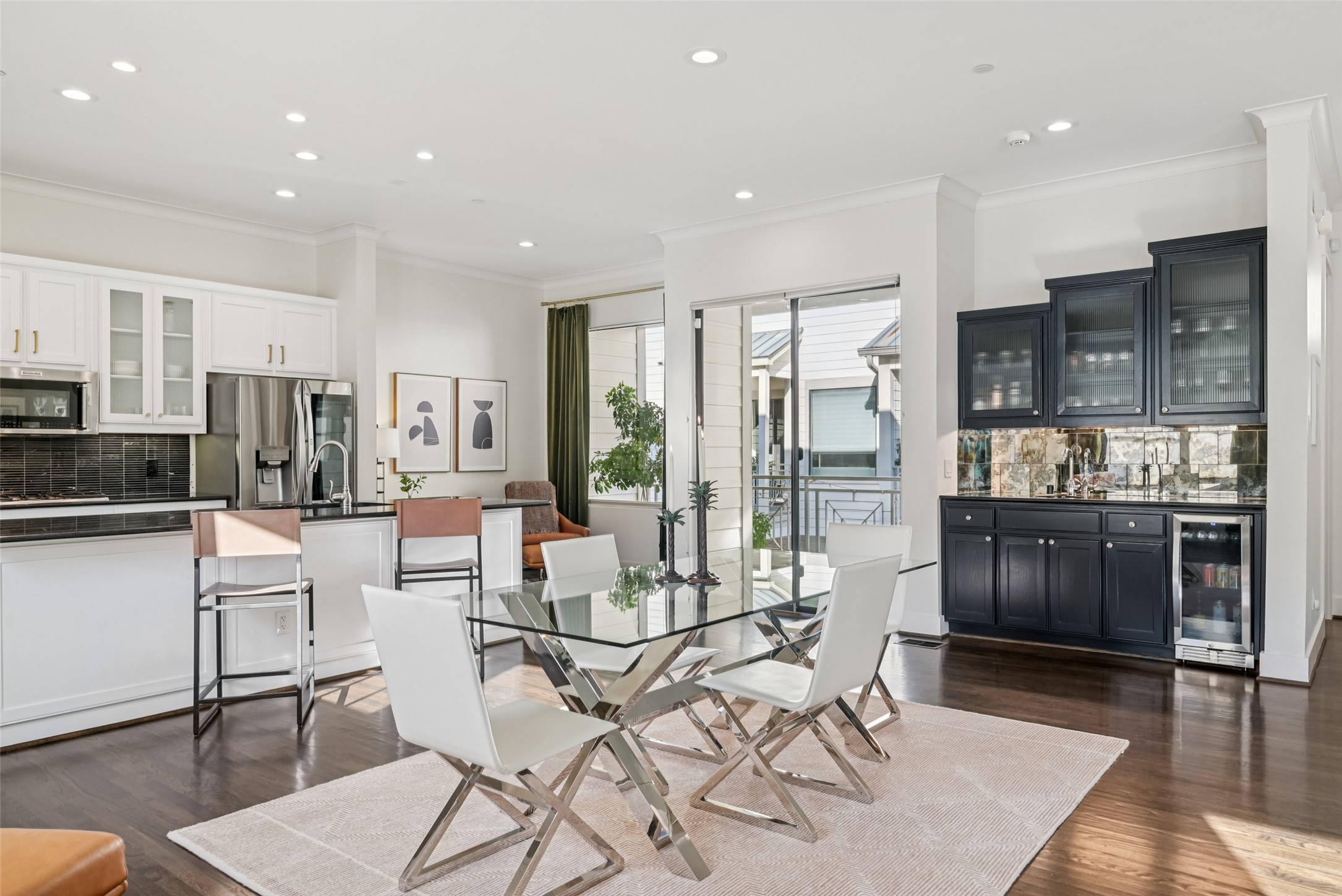 3926 Holland Avenue Dallas TX 75219