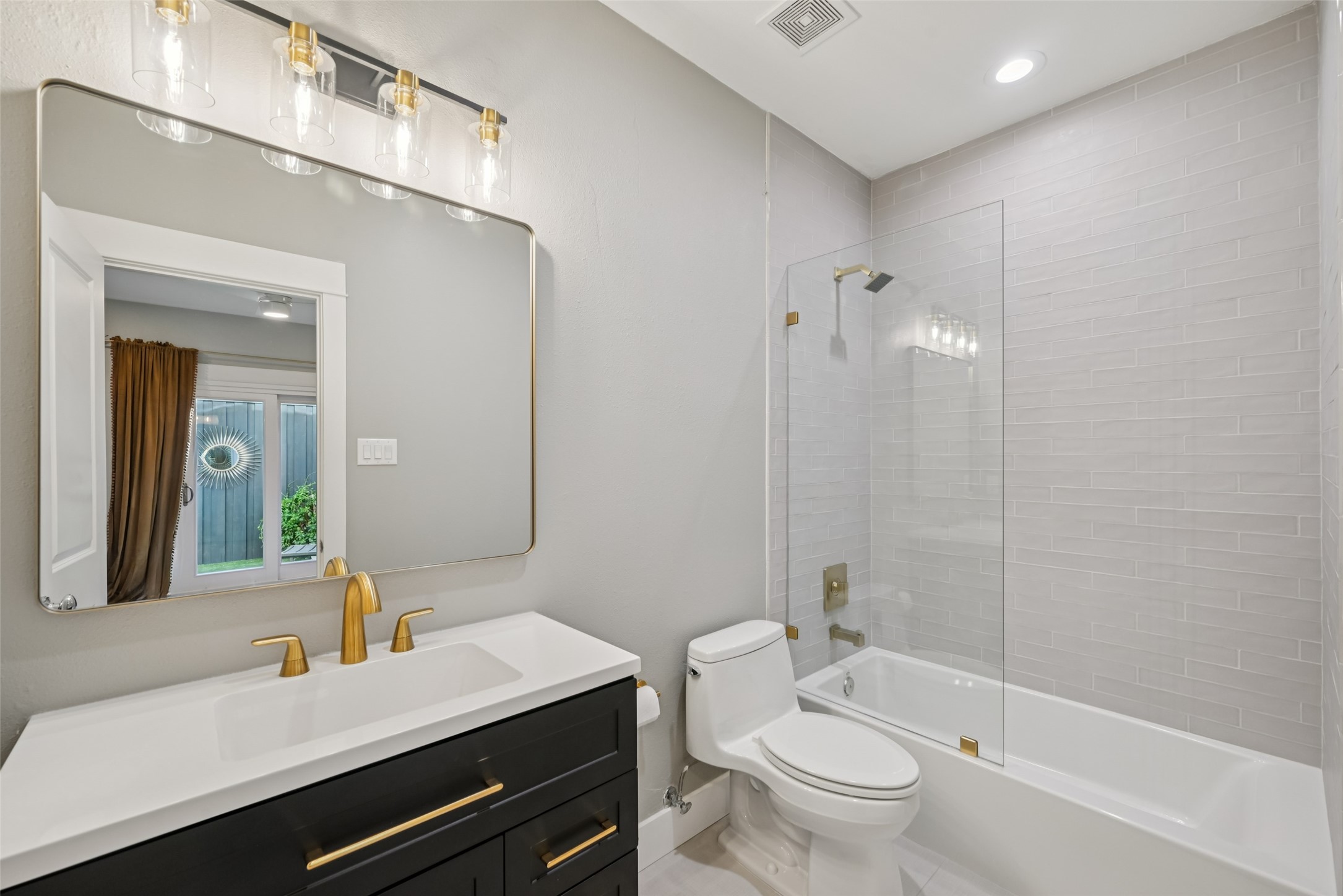 3926 Holland Avenue Dallas TX 75219