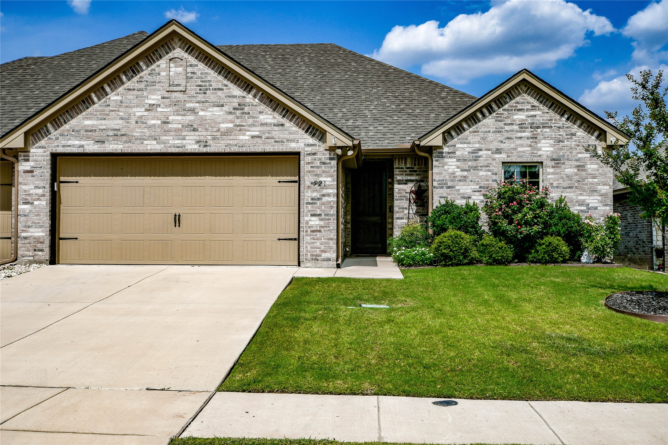521 Landry Court Granbury TX 76049