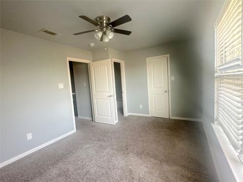 2349 Homewood Lane Grand Prairie TX 75050