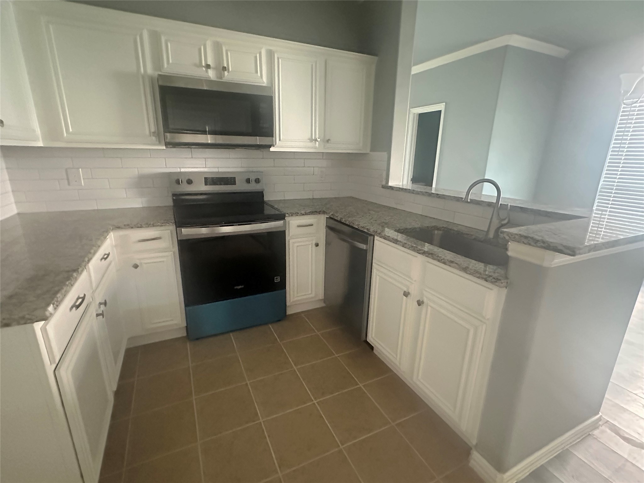 2349 Homewood Lane Grand Prairie TX 75050