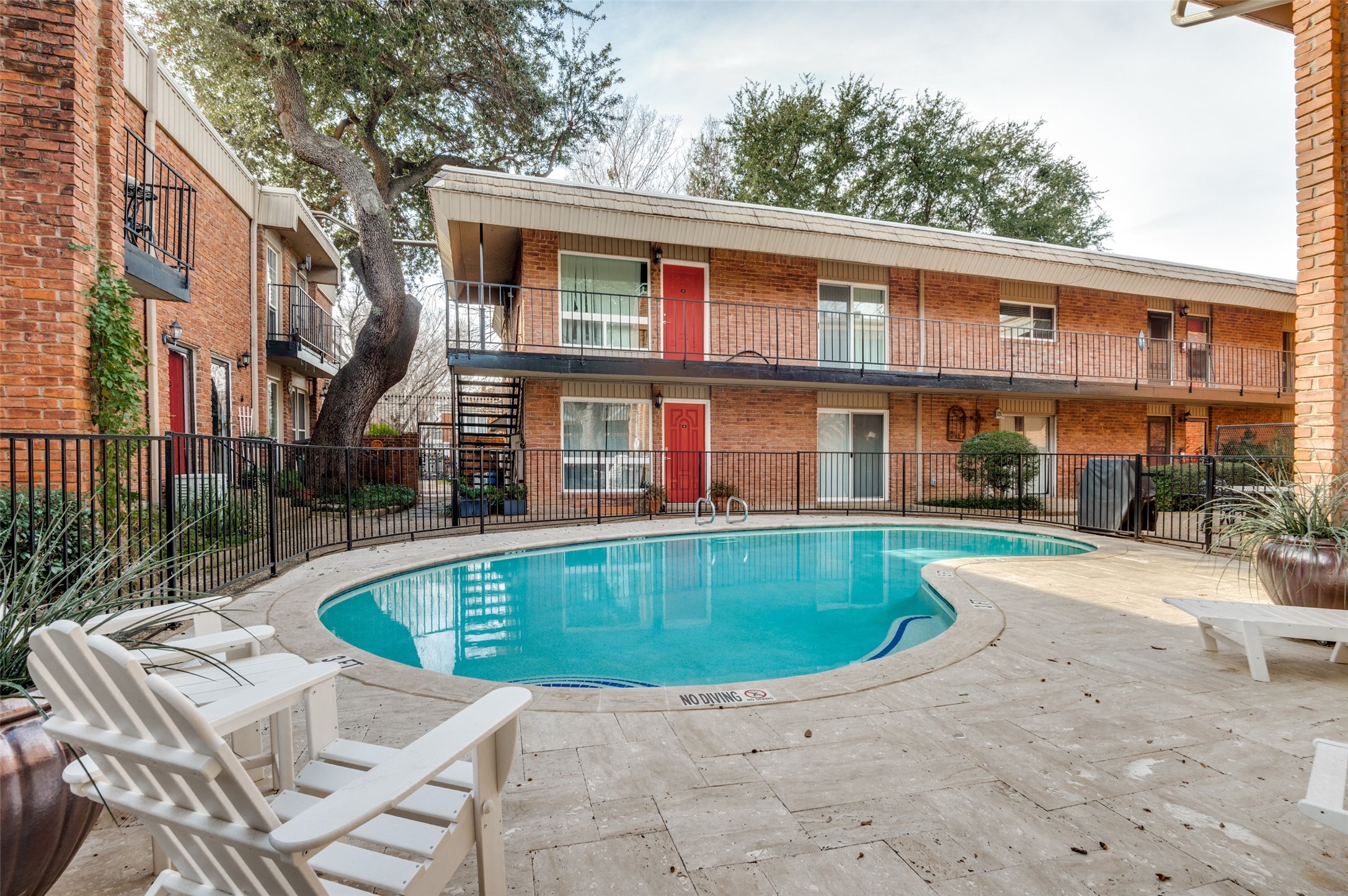4340 Cedar Springs Road Dallas TX 75219