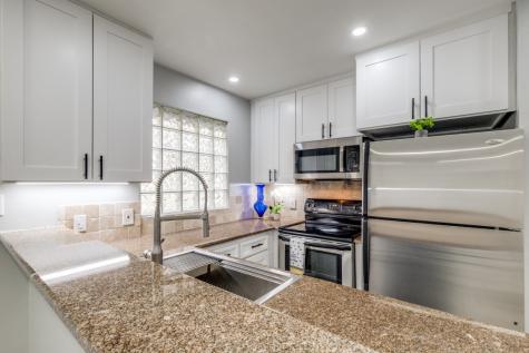 4221 Cole Avenue Dallas TX 75205