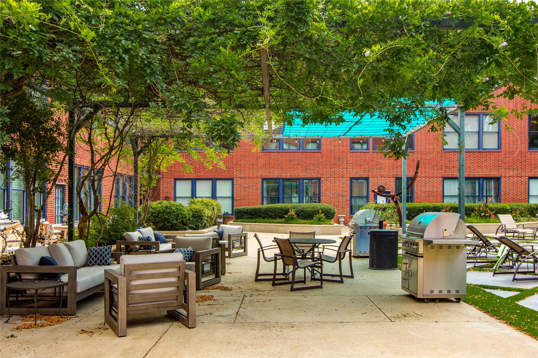 2502 Live Oak Street Dallas TX 75204