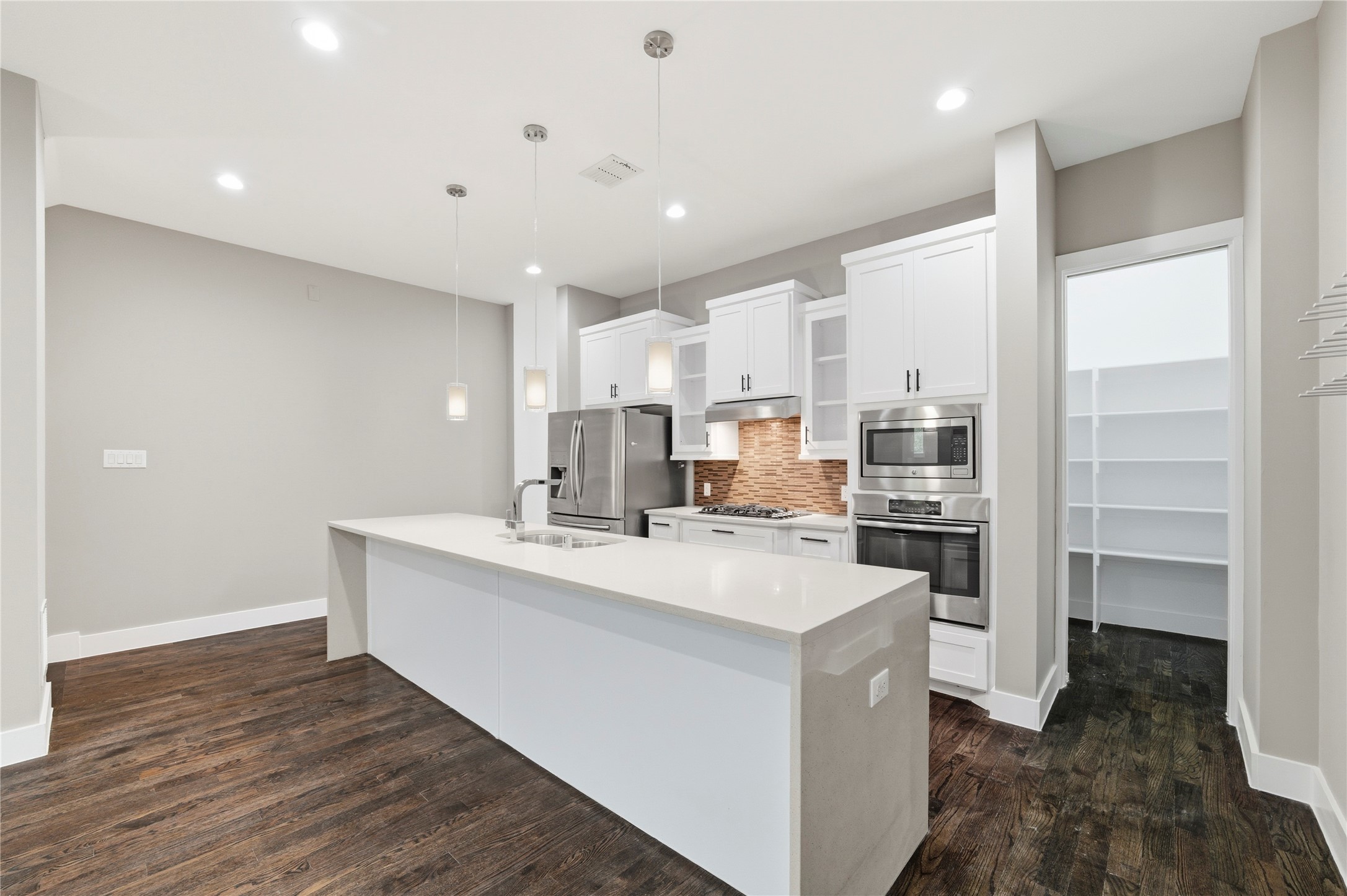 3008 Zenia Drive Dallas TX 75204