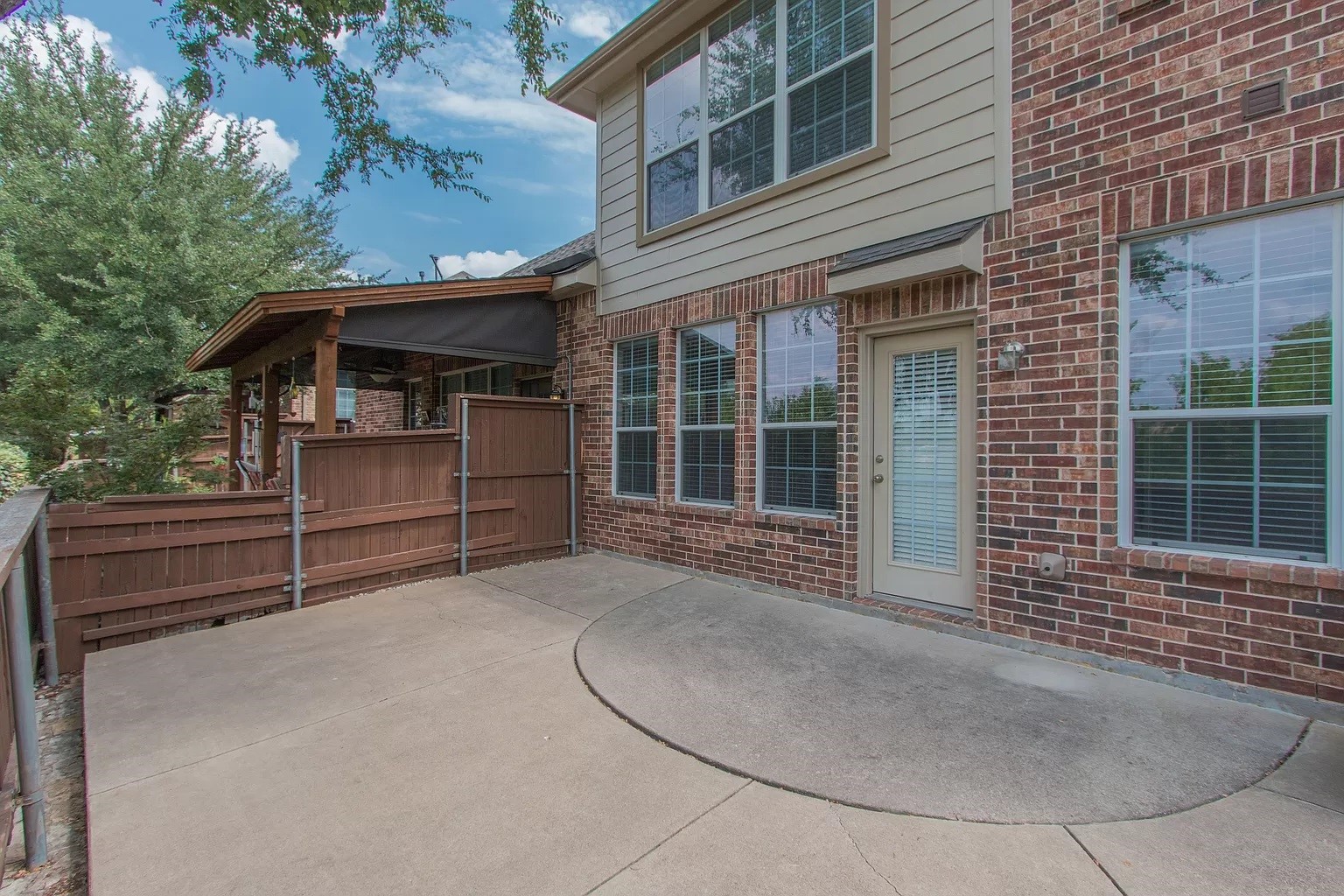 1825 Brookview Drive Carrollton TX 75007