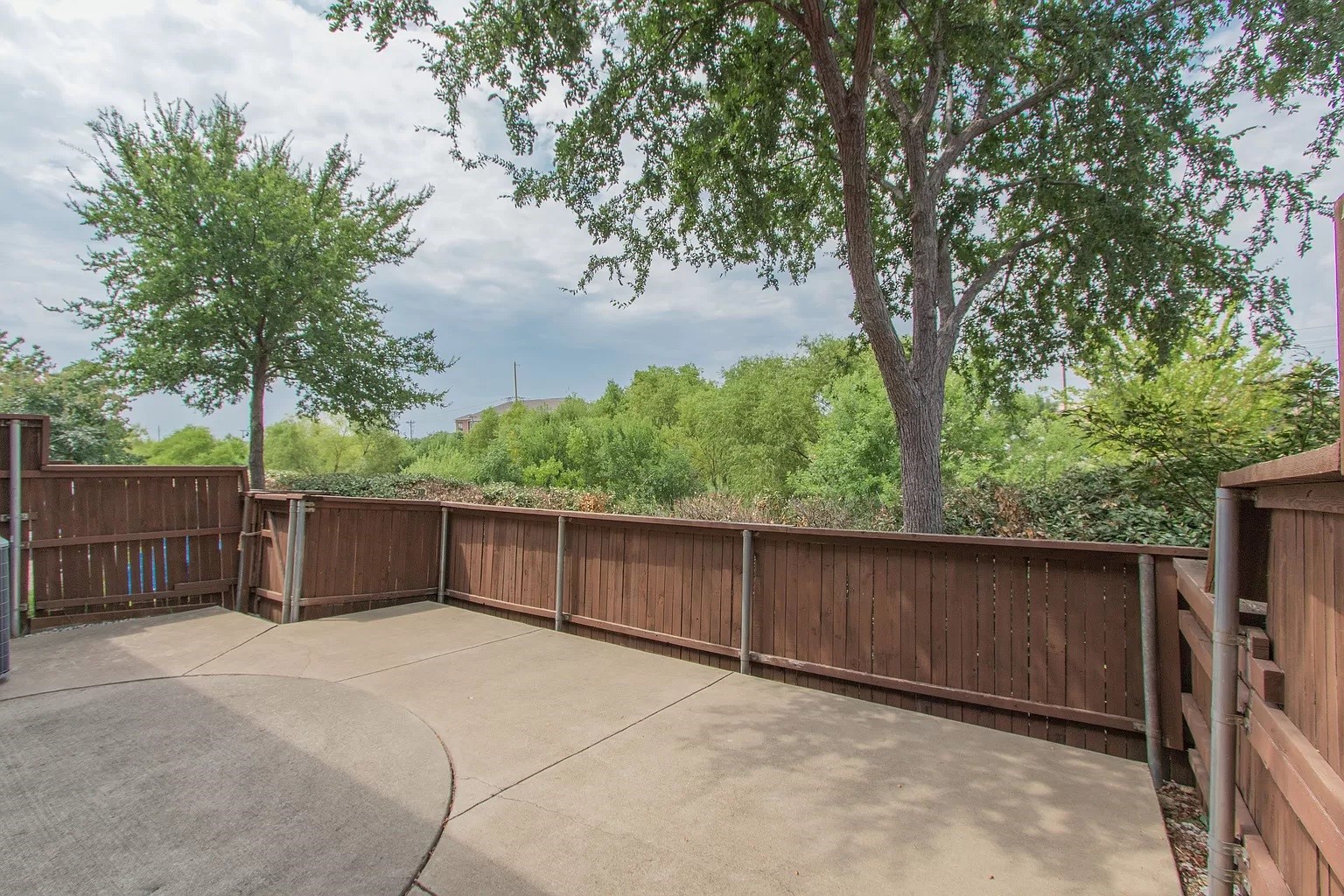 1825 Brookview Drive Carrollton TX 75007