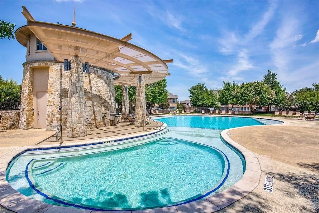 1825 Brookview Drive Carrollton TX 75007
