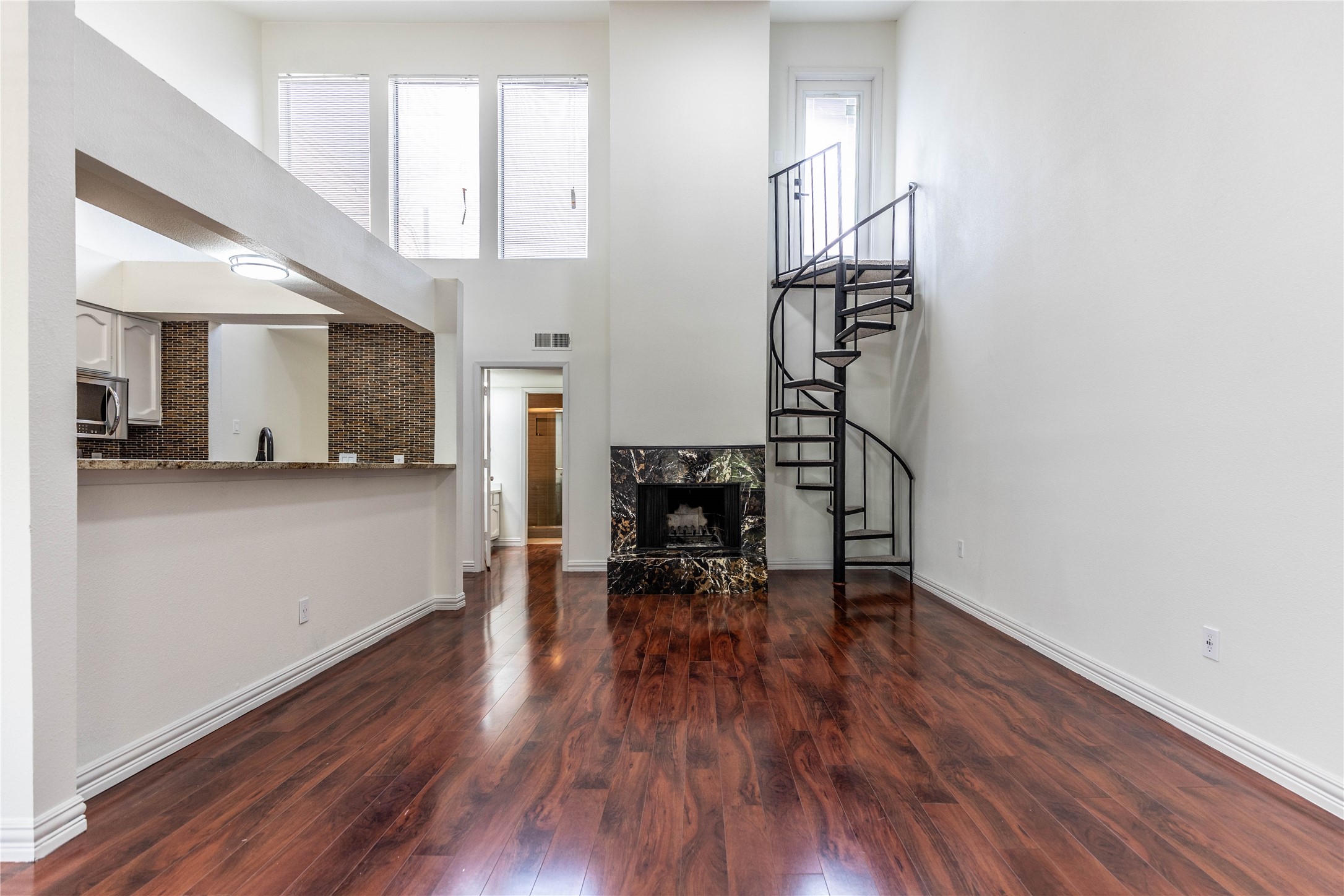 7031 Holly Hill Drive Dallas TX 75231