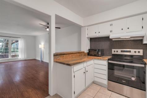 5305 Fleetwood Oaks Avenue Dallas TX 75235