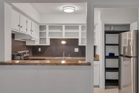 5305 Fleetwood Oaks Avenue Dallas TX 75235