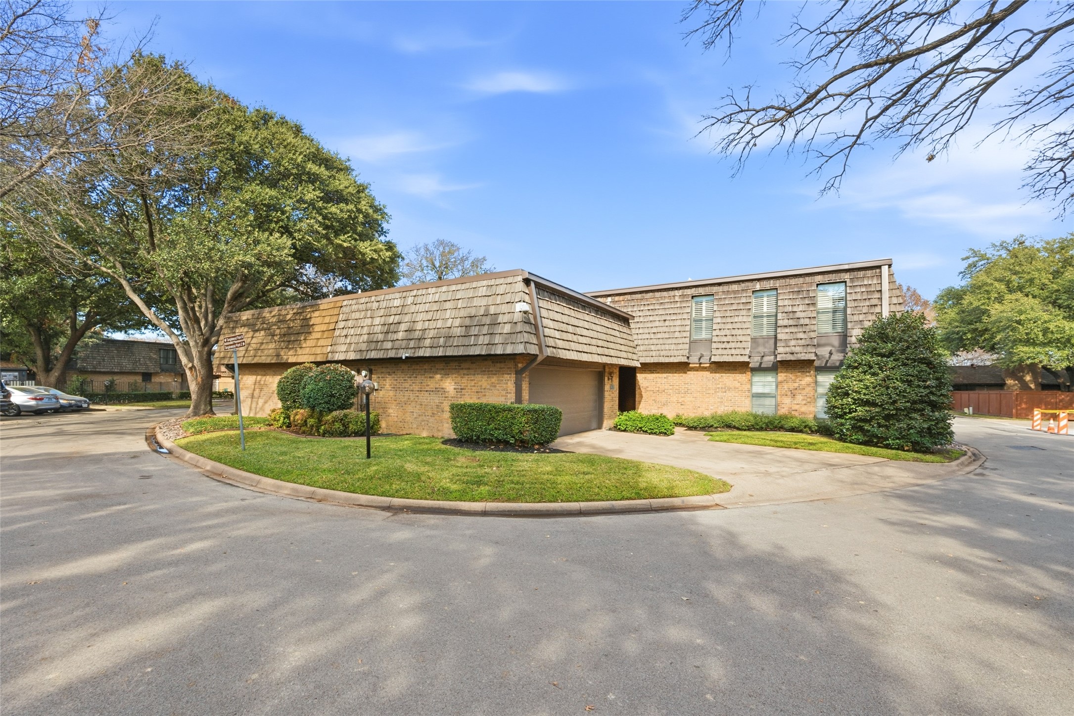 3016 Tanglewood Park E Fort Worth TX 76109