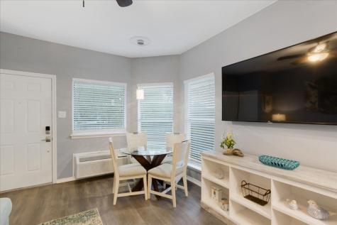 2164 Tanglewood Boulevard Pottsboro TX 75076