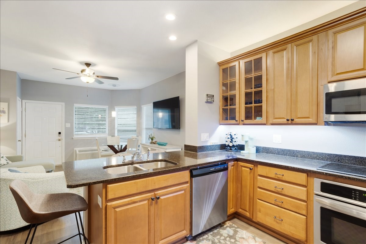 2164 Tanglewood Boulevard Pottsboro TX 75076
