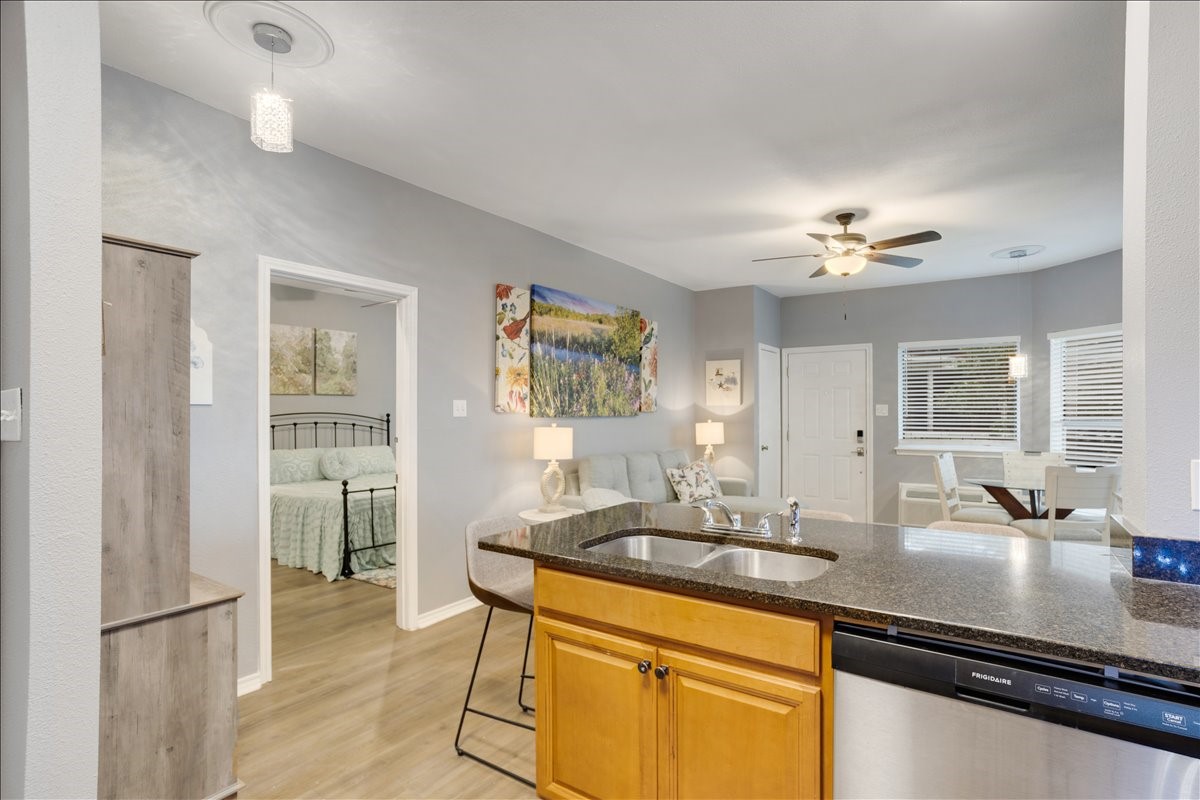 2164 Tanglewood Boulevard Pottsboro TX 75076