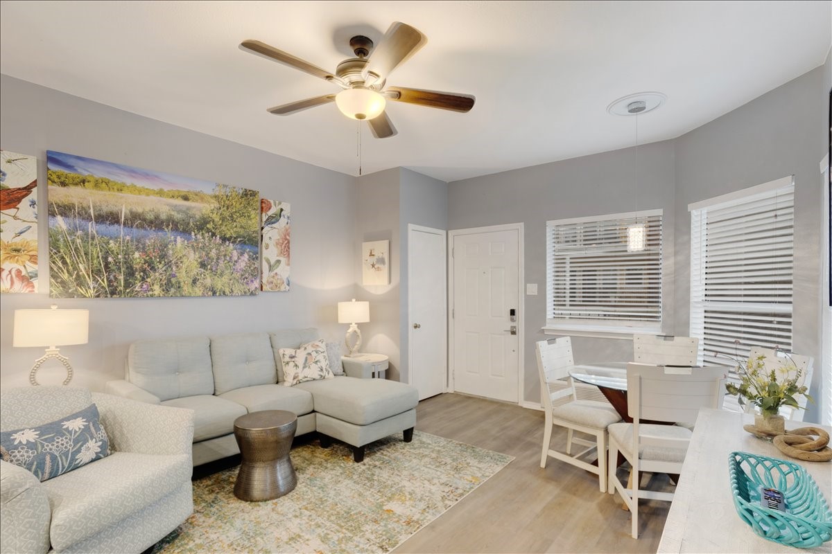 2164 Tanglewood Boulevard Pottsboro TX 75076