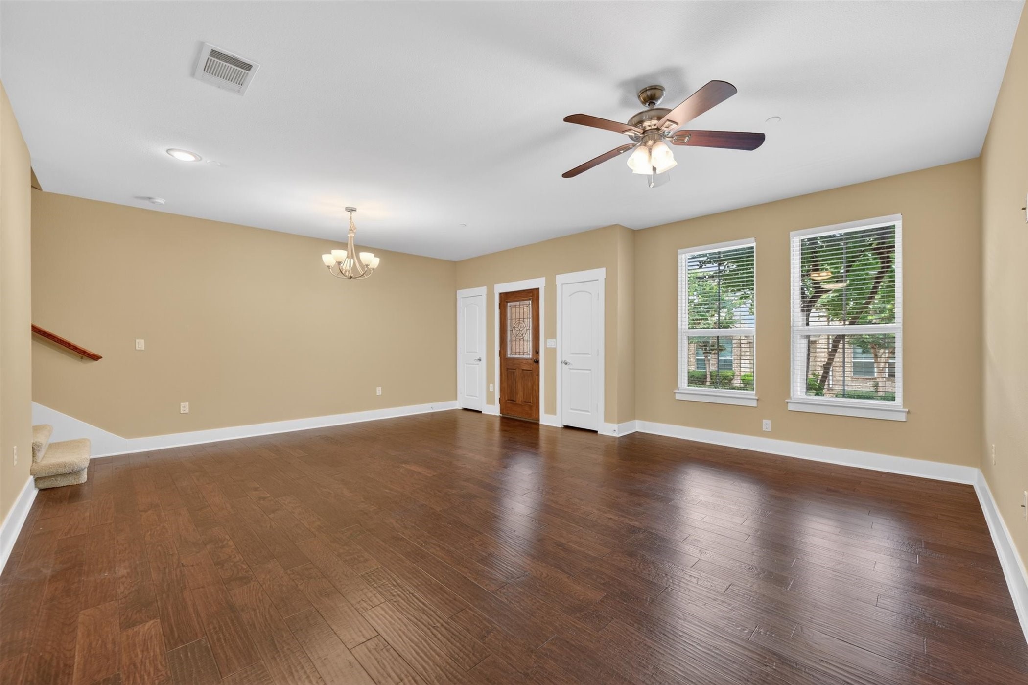 308 Lily Lane Lewisville TX 75057