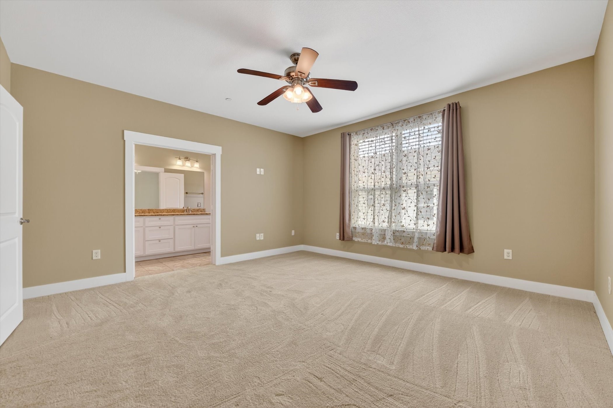 308 Lily Lane Lewisville TX 75057