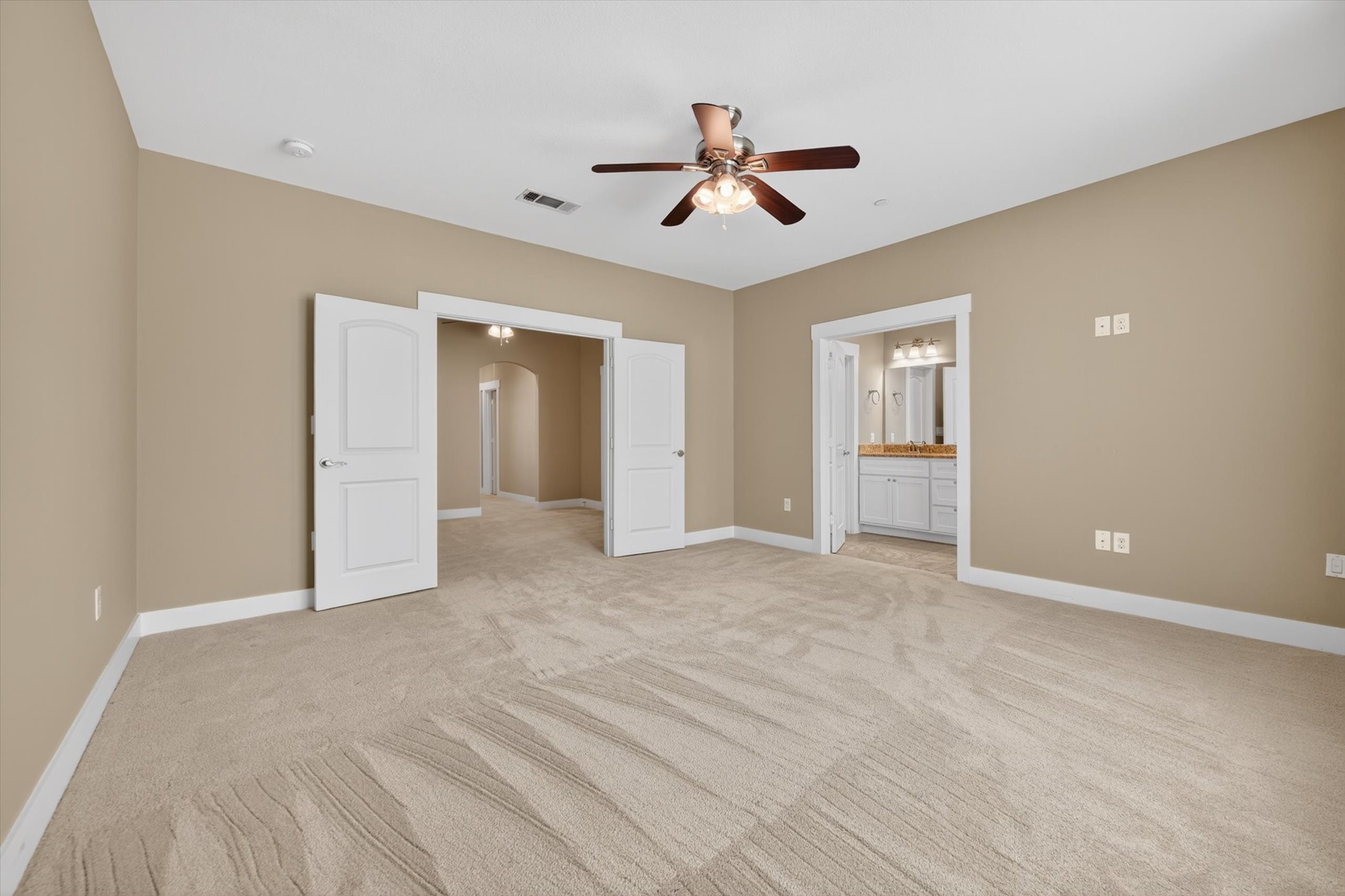 308 Lily Lane Lewisville TX 75057