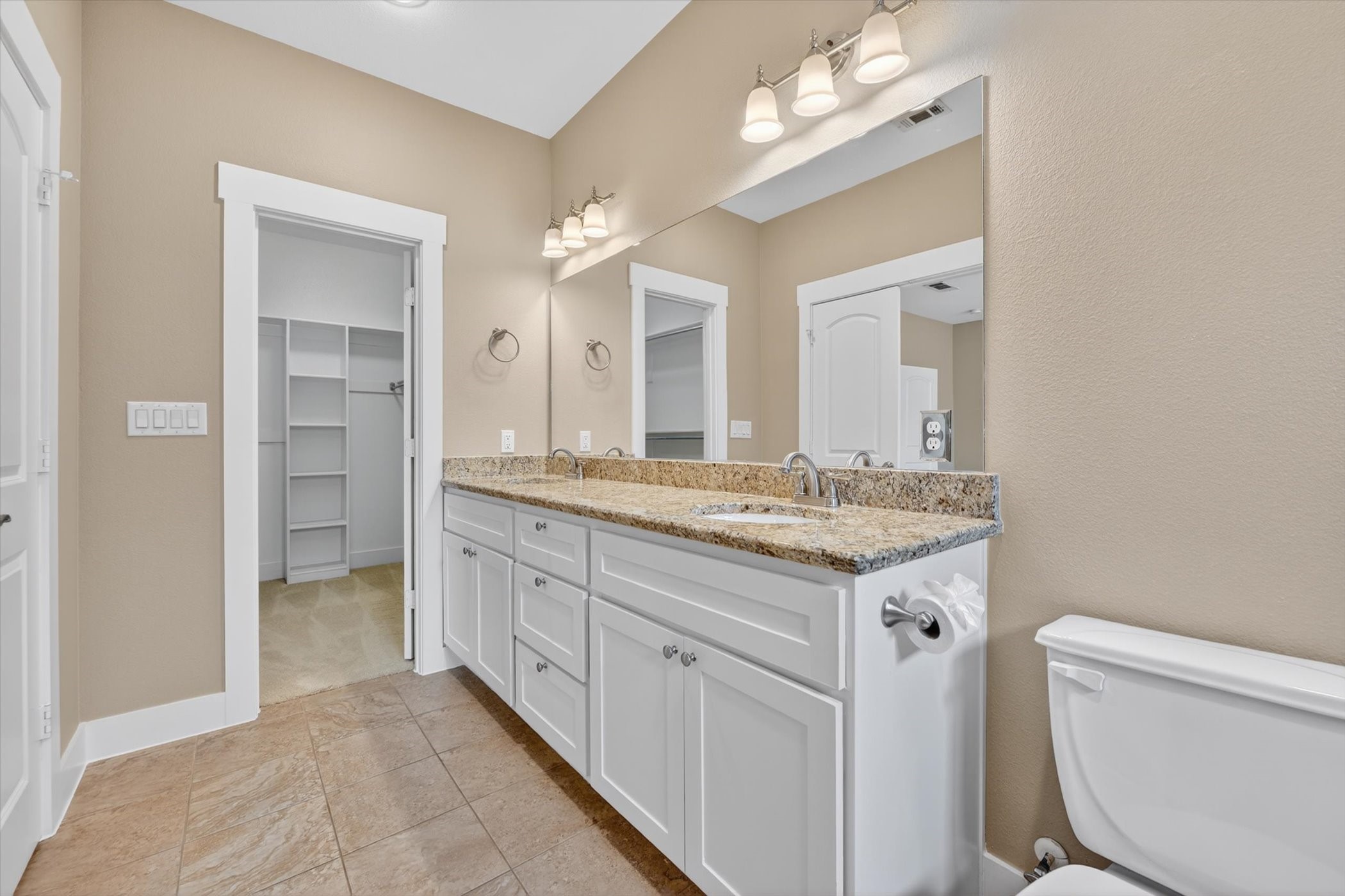 308 Lily Lane Lewisville TX 75057