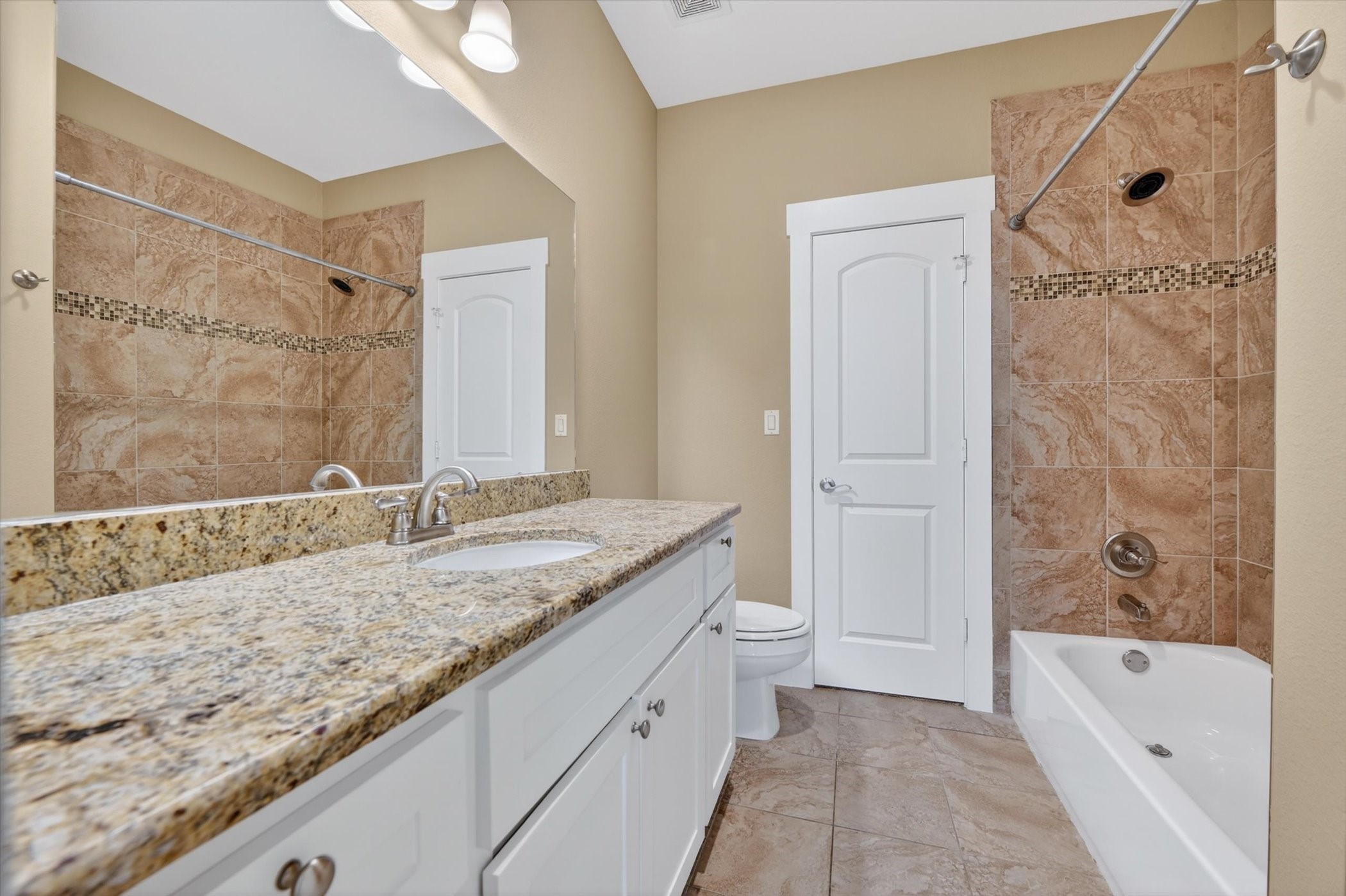 308 Lily Lane Lewisville TX 75057