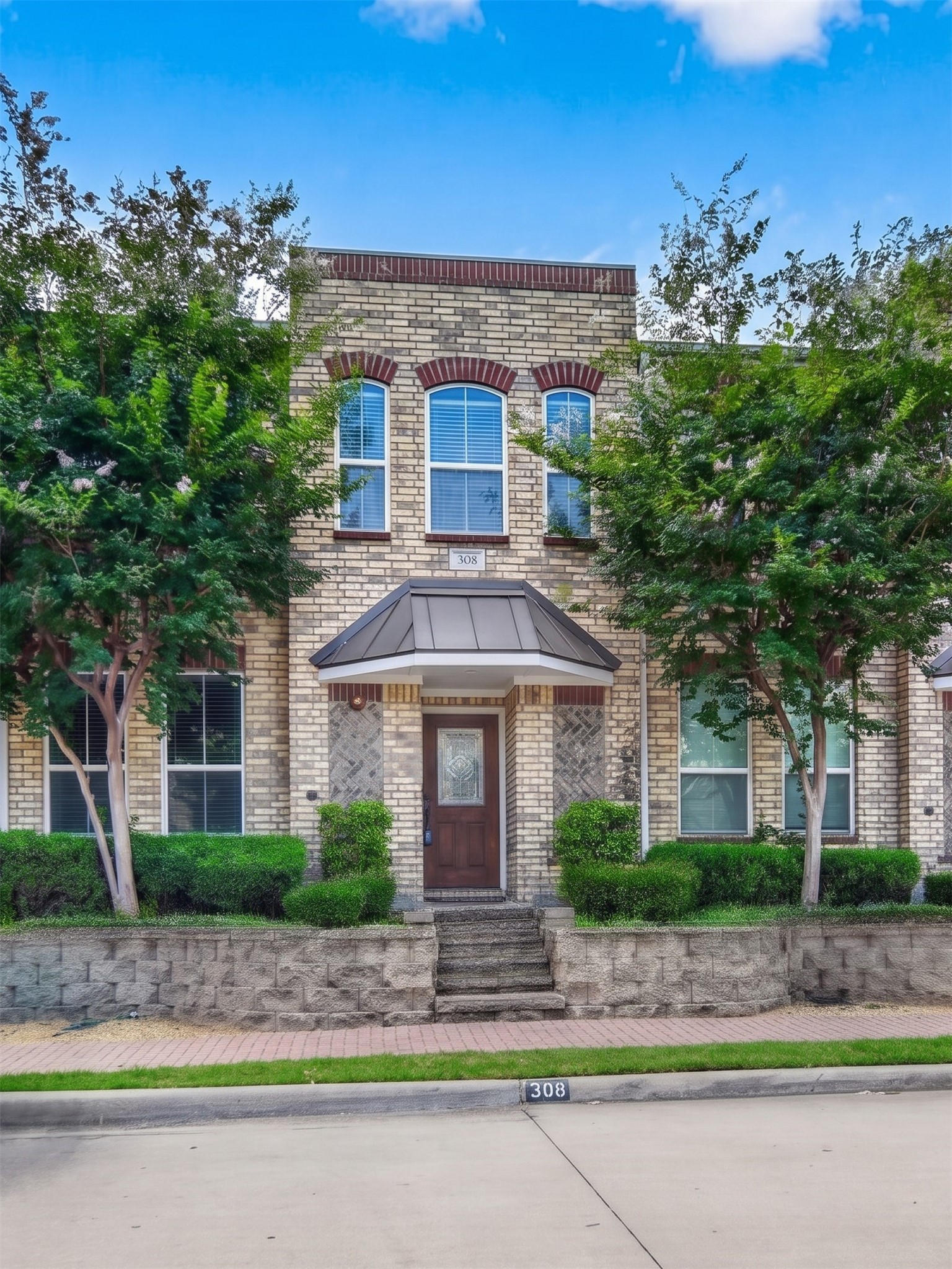 308 Lily Lane Lewisville TX 75057