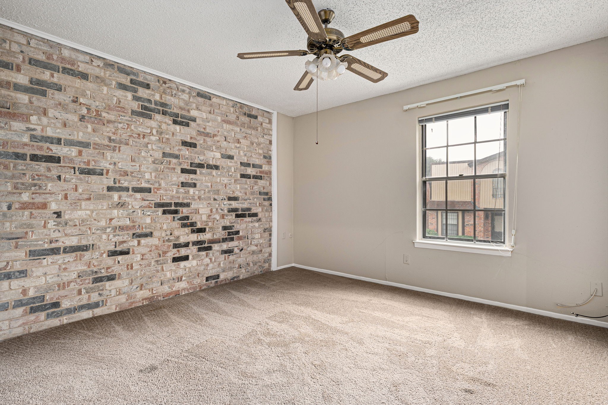 2325 Overland Lane Arlington TX 76014