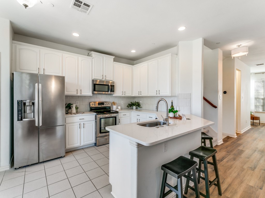 1475 Chase Lane Irving TX 75063