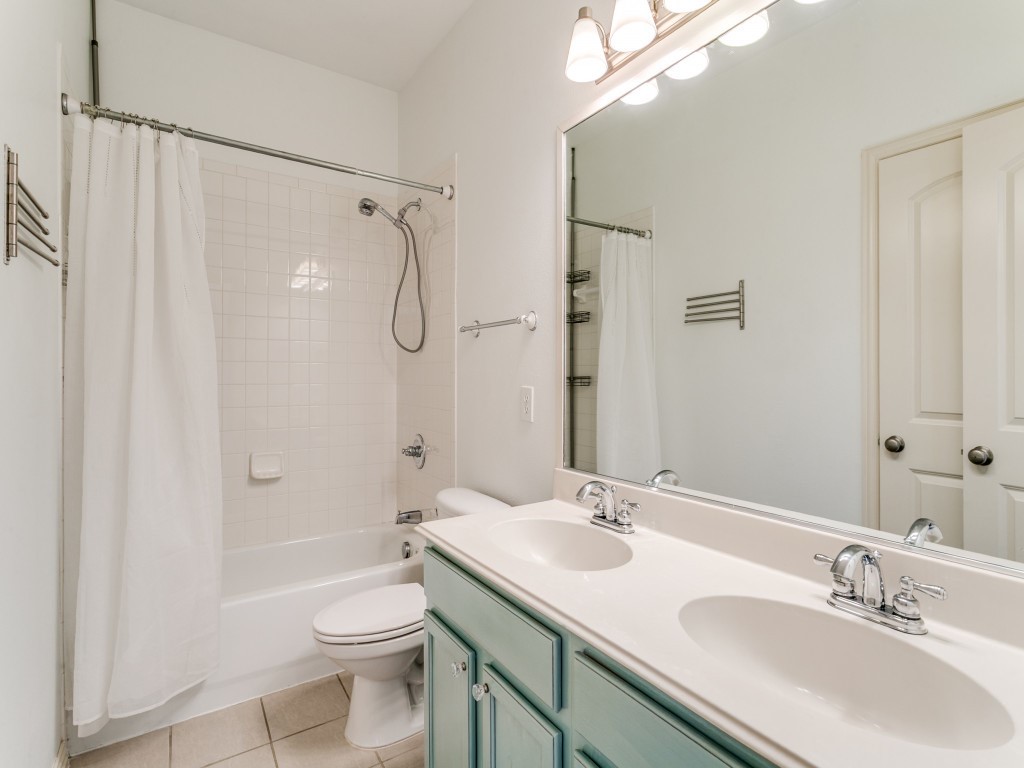1475 Chase Lane Irving TX 75063