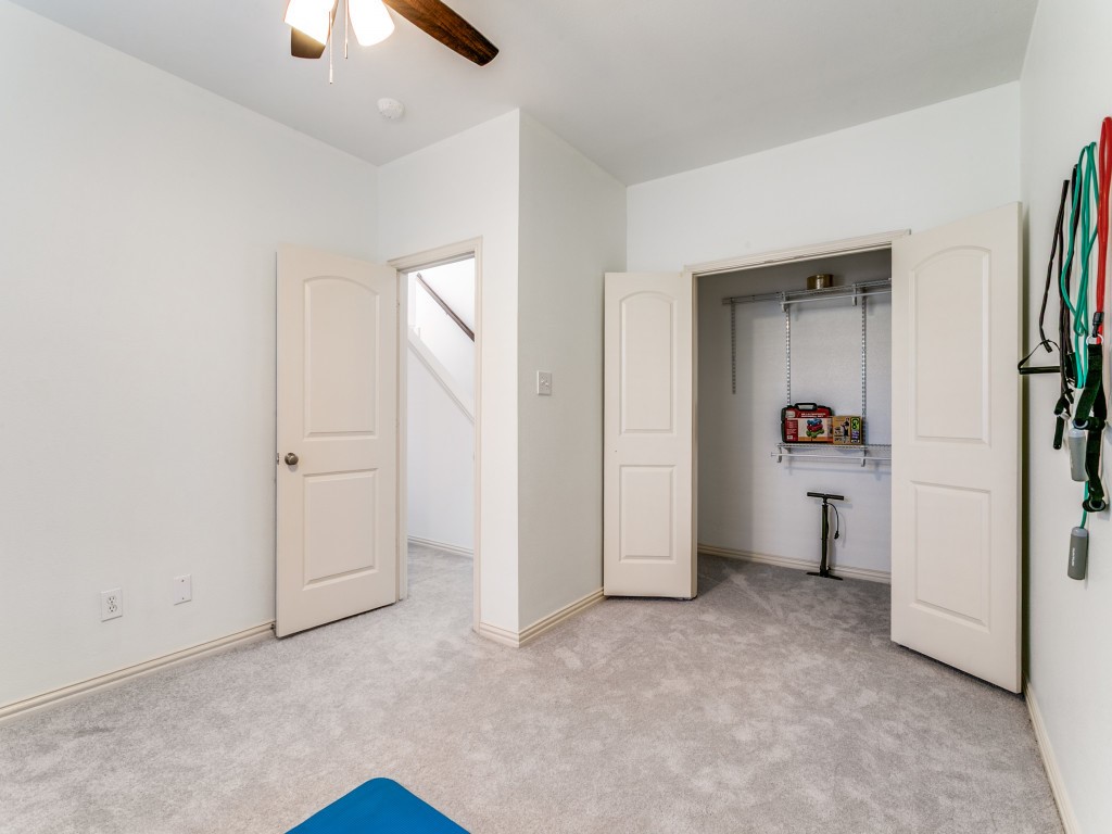 1475 Chase Lane Irving TX 75063