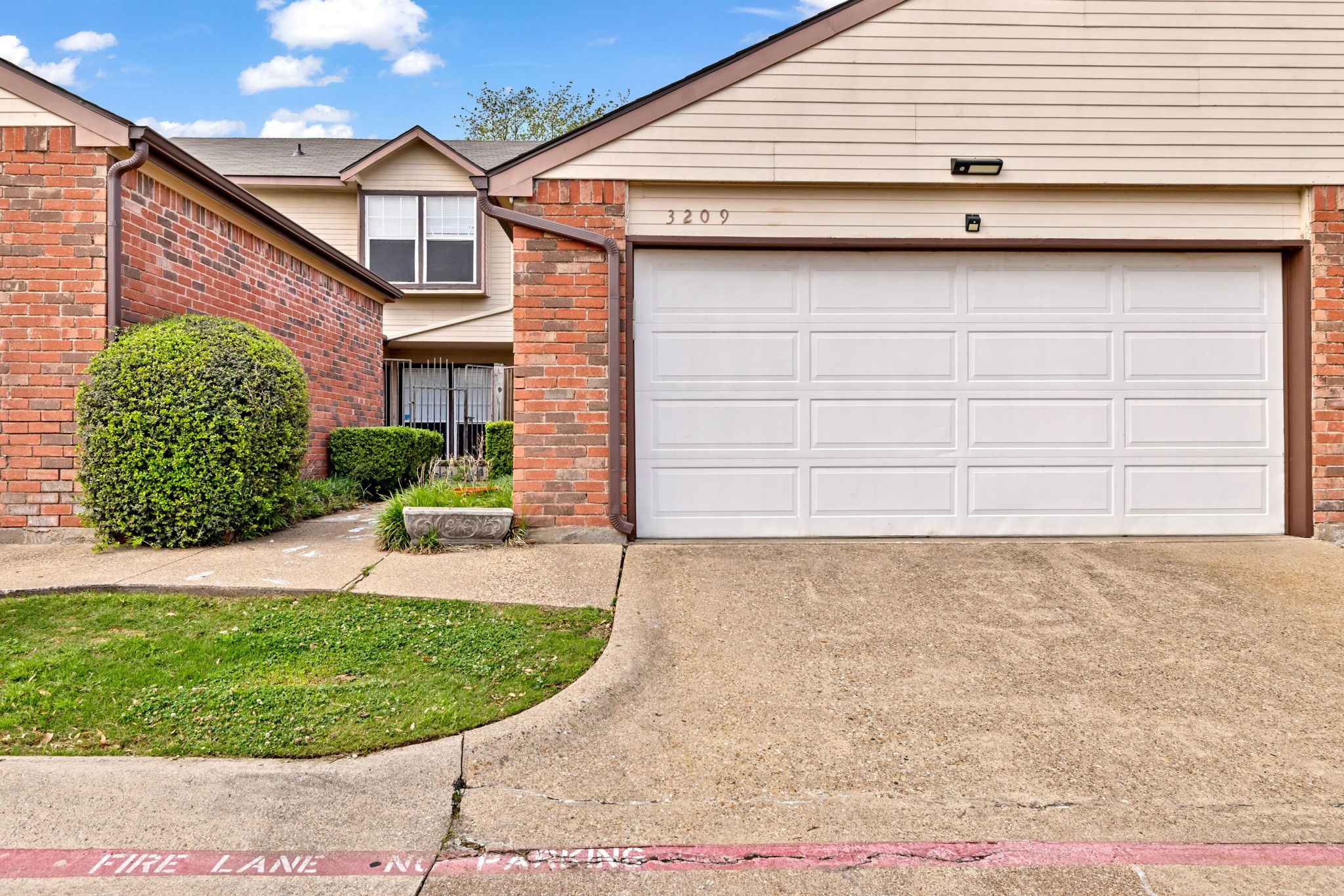 3209 Whatley Drive Garland TX 75043