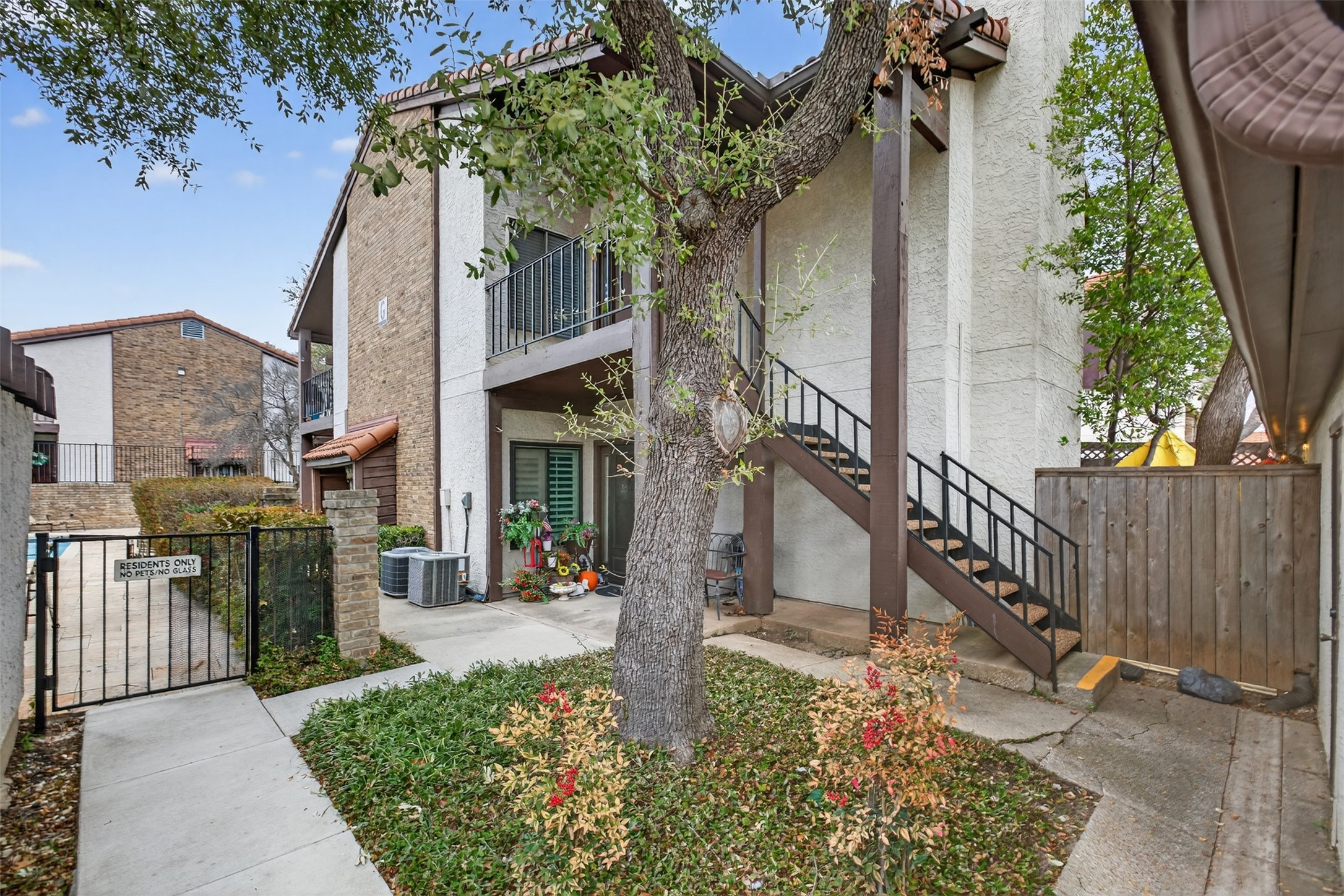 18040 Midway Road Dallas TX 75287
