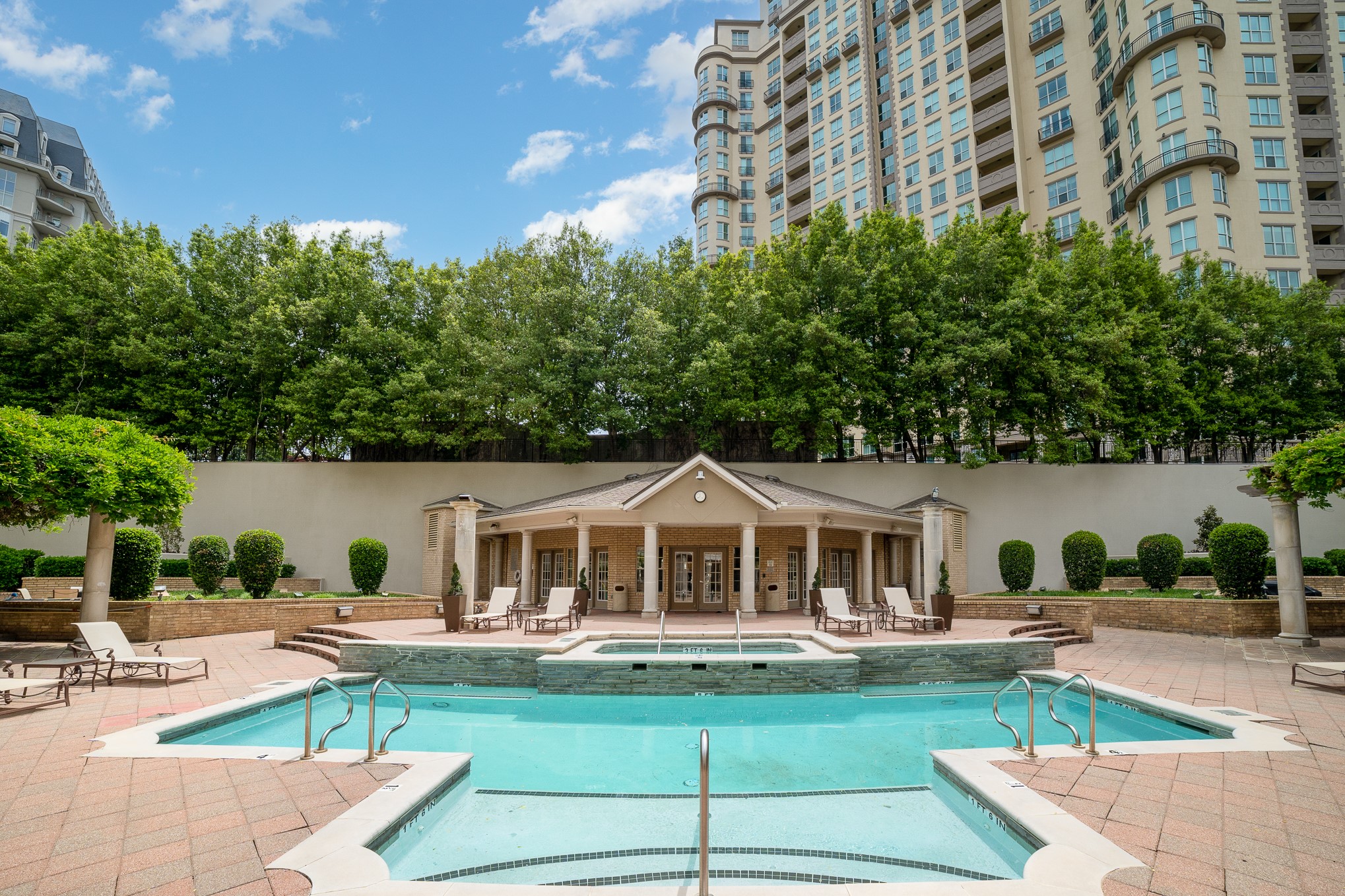 3400 Welborn Street Dallas TX 75219