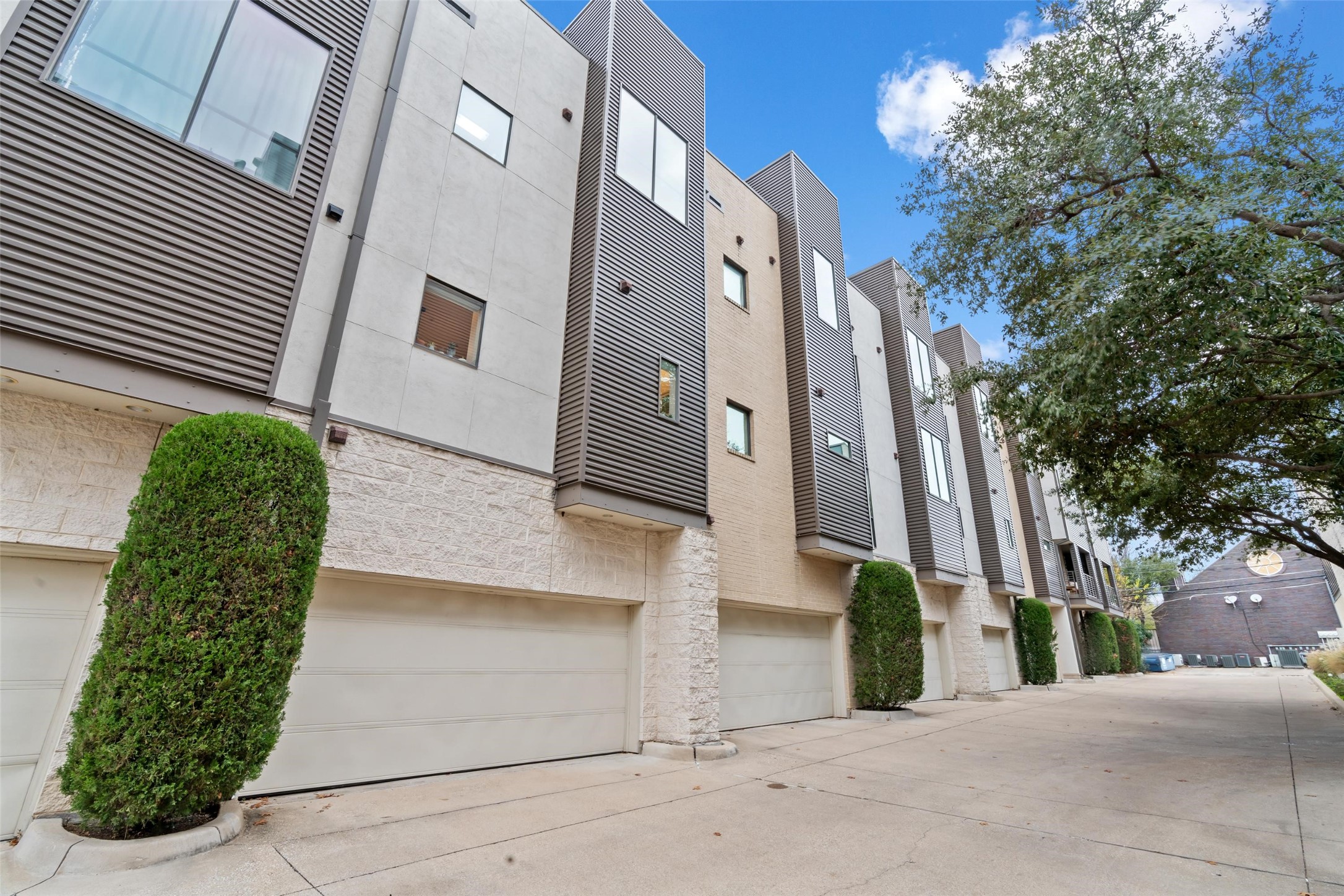 4111 Newton Avenue Dallas TX 75219