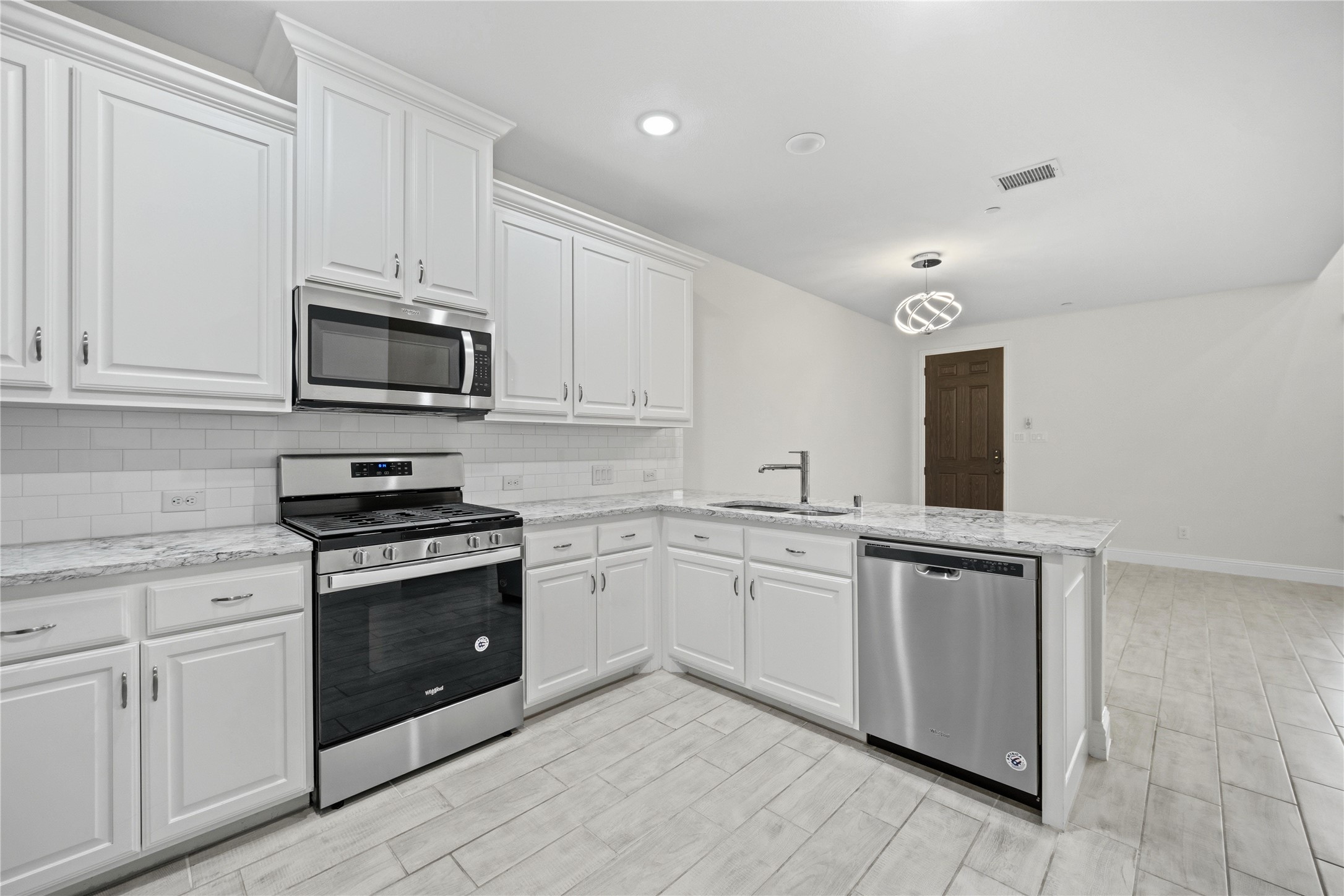 2610 Dodson Street Garland TX 75042
