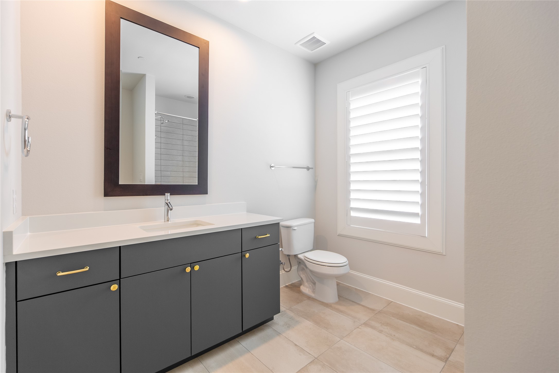 14948 Oak Street Addison TX 75001