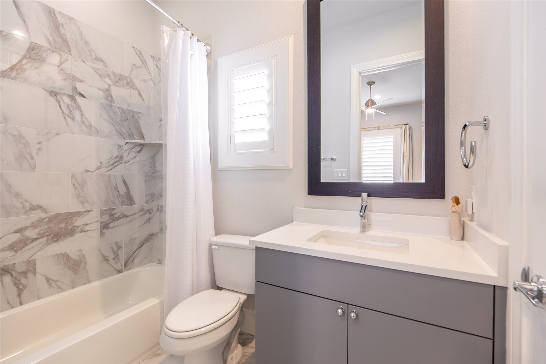 14948 Oak Street Addison TX 75001