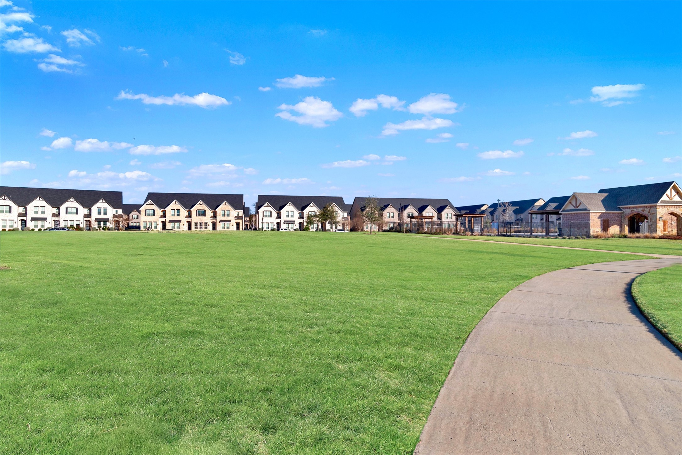 12960 Wymeth Drive Farmers Branch TX 75234