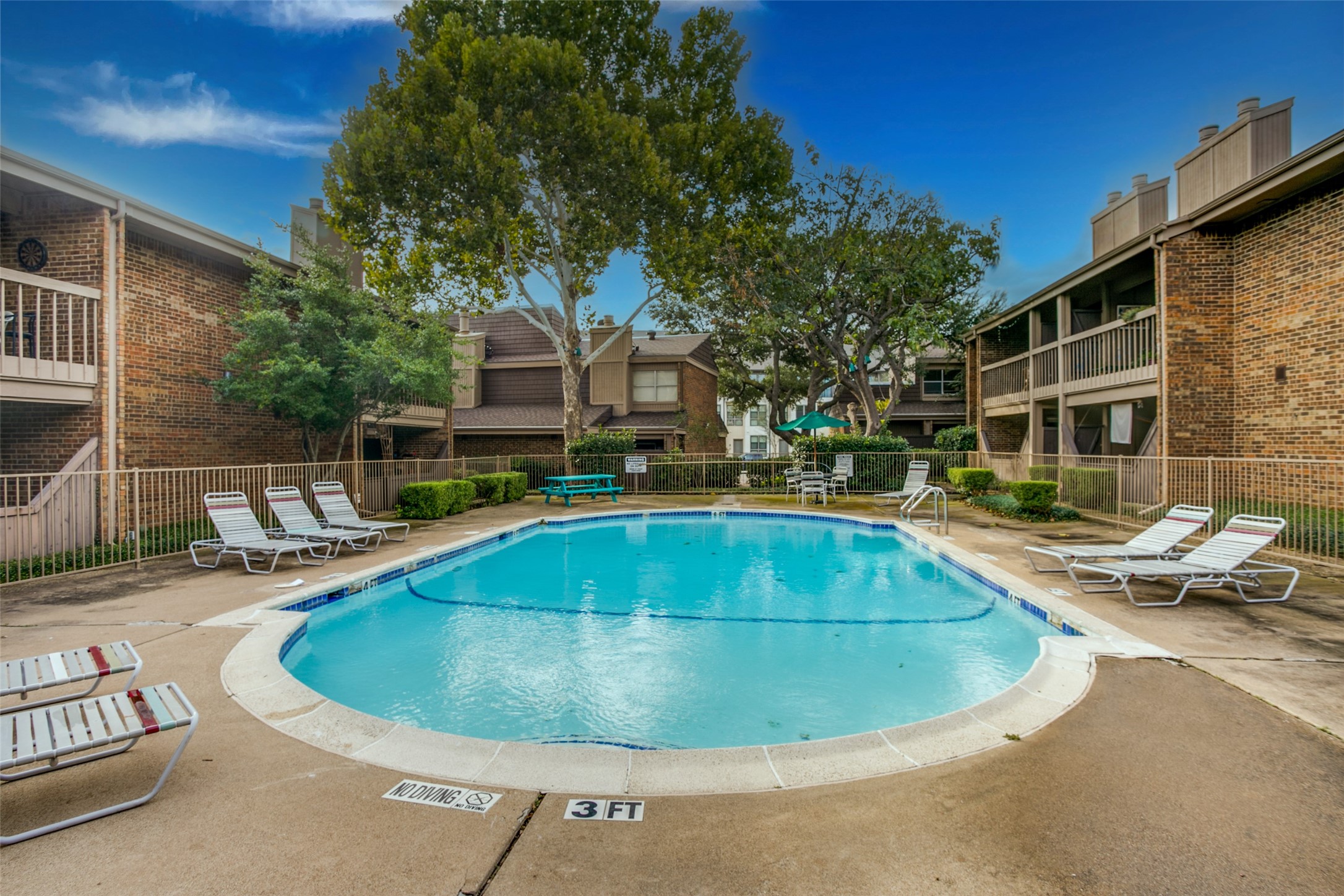 5140 Amesbury Drive Dallas TX 75206
