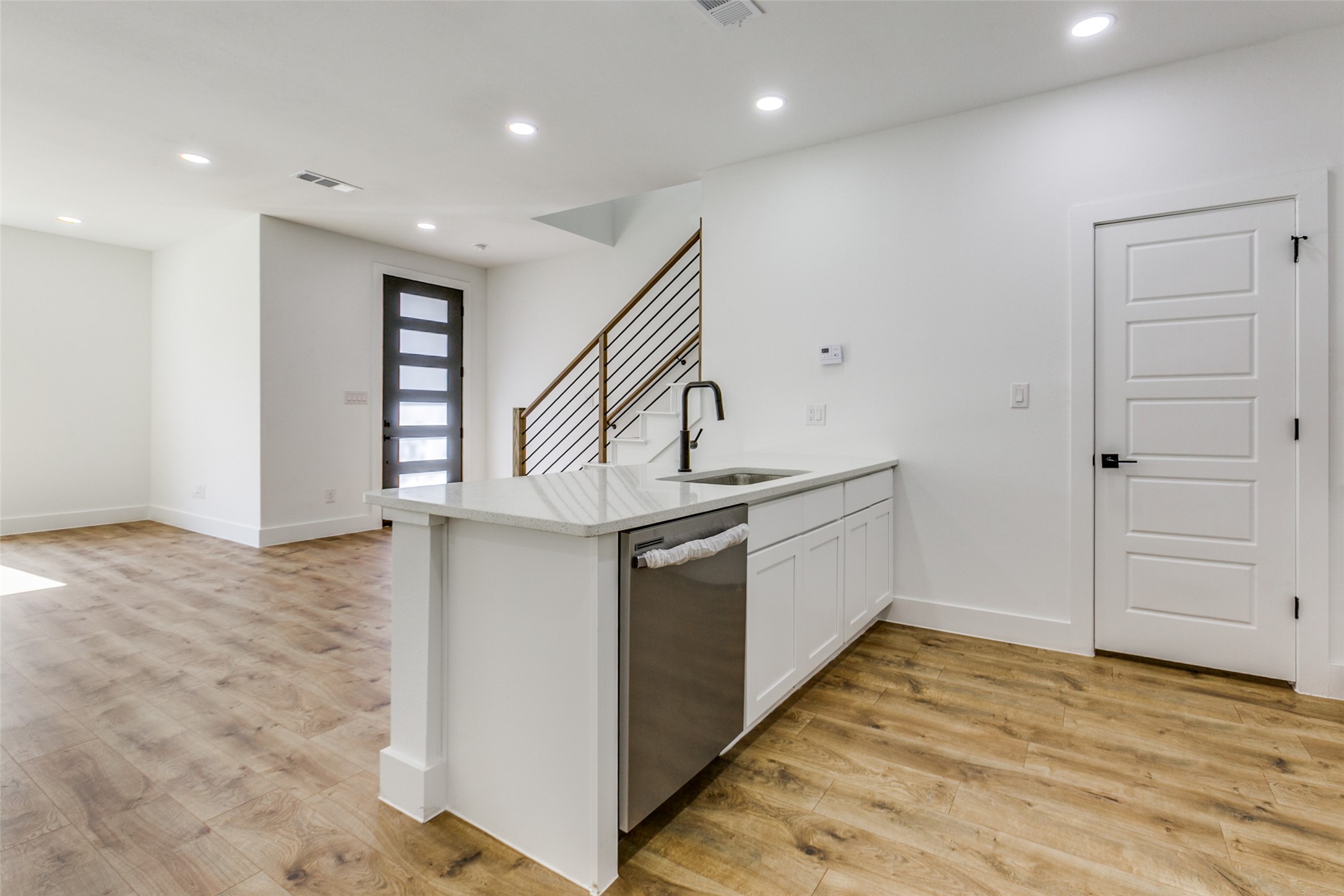 9475 Timberleaf Drive Dallas TX 75243