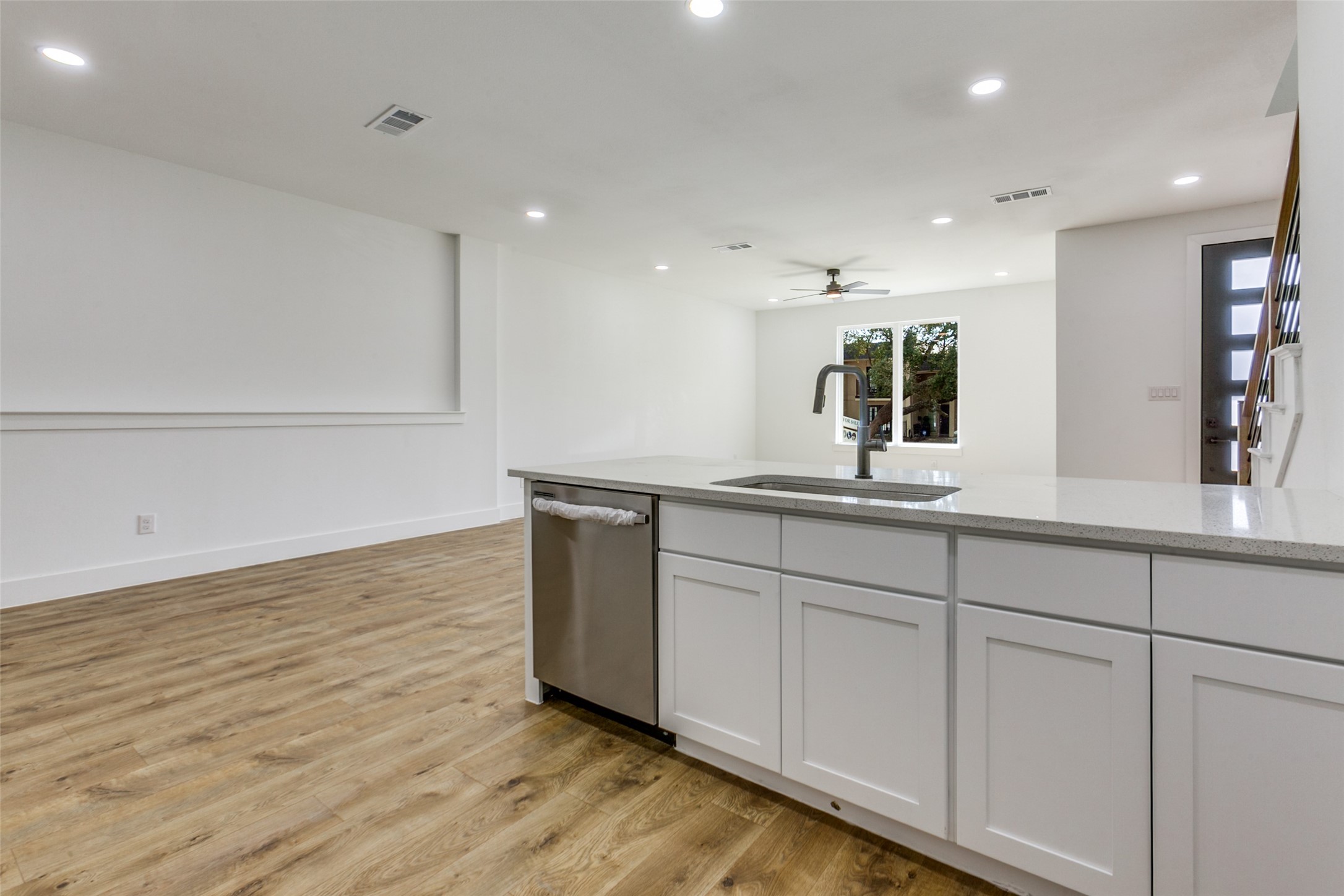 9475 Timberleaf Drive Dallas TX 75243