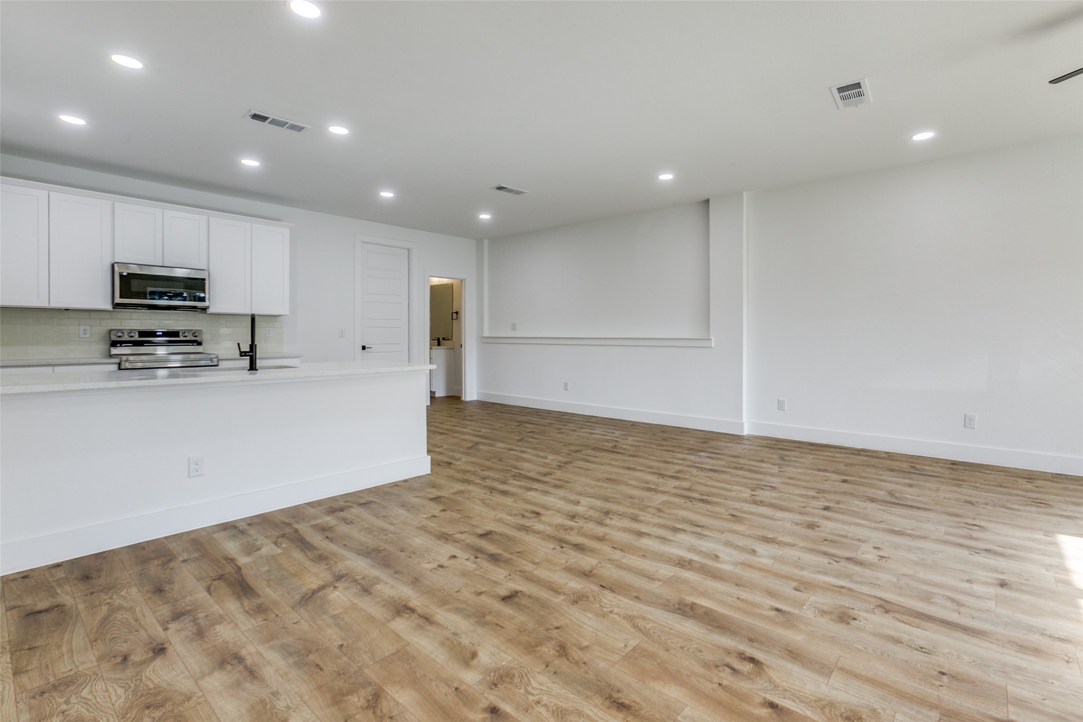 9475 Timberleaf Drive Dallas TX 75243