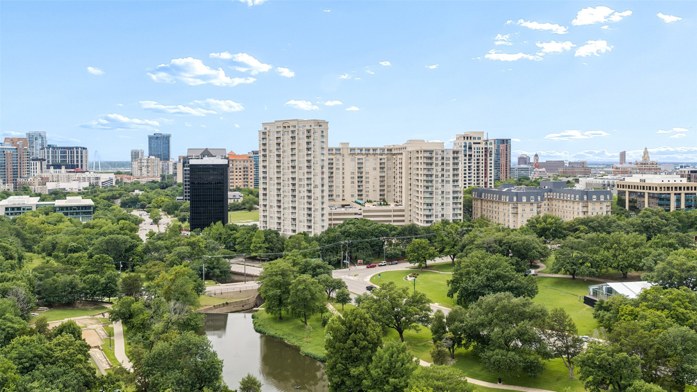 3225 Turtle Creek Boulevard Dallas TX 75219