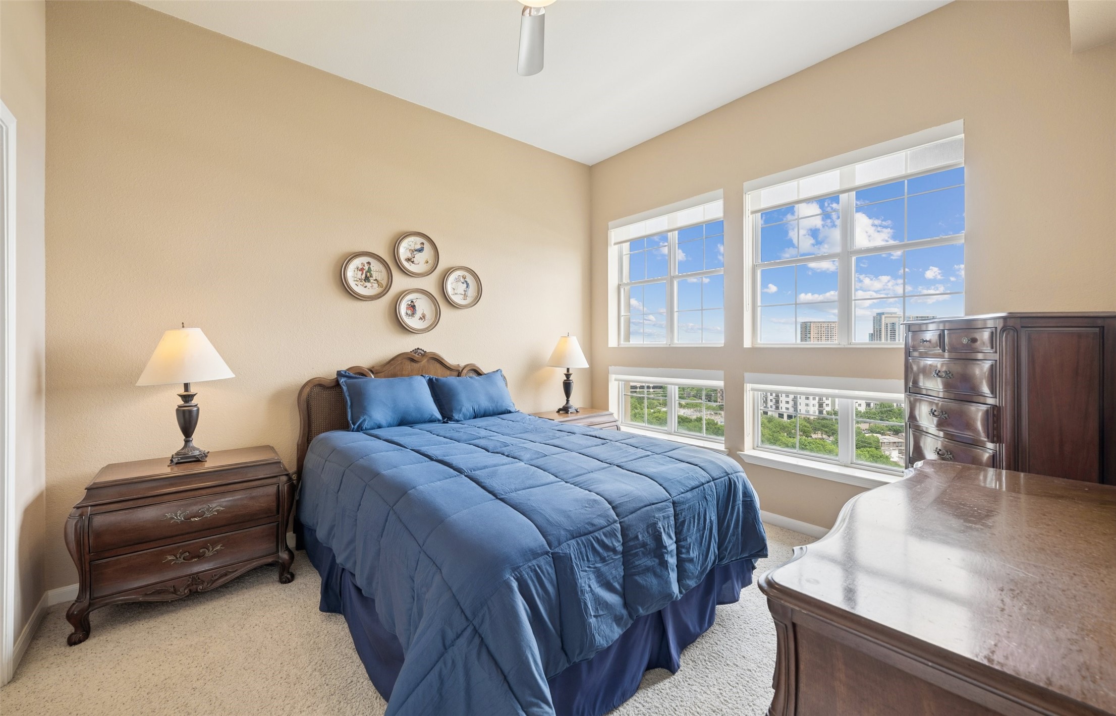 3225 Turtle Creek Boulevard Dallas TX 75219