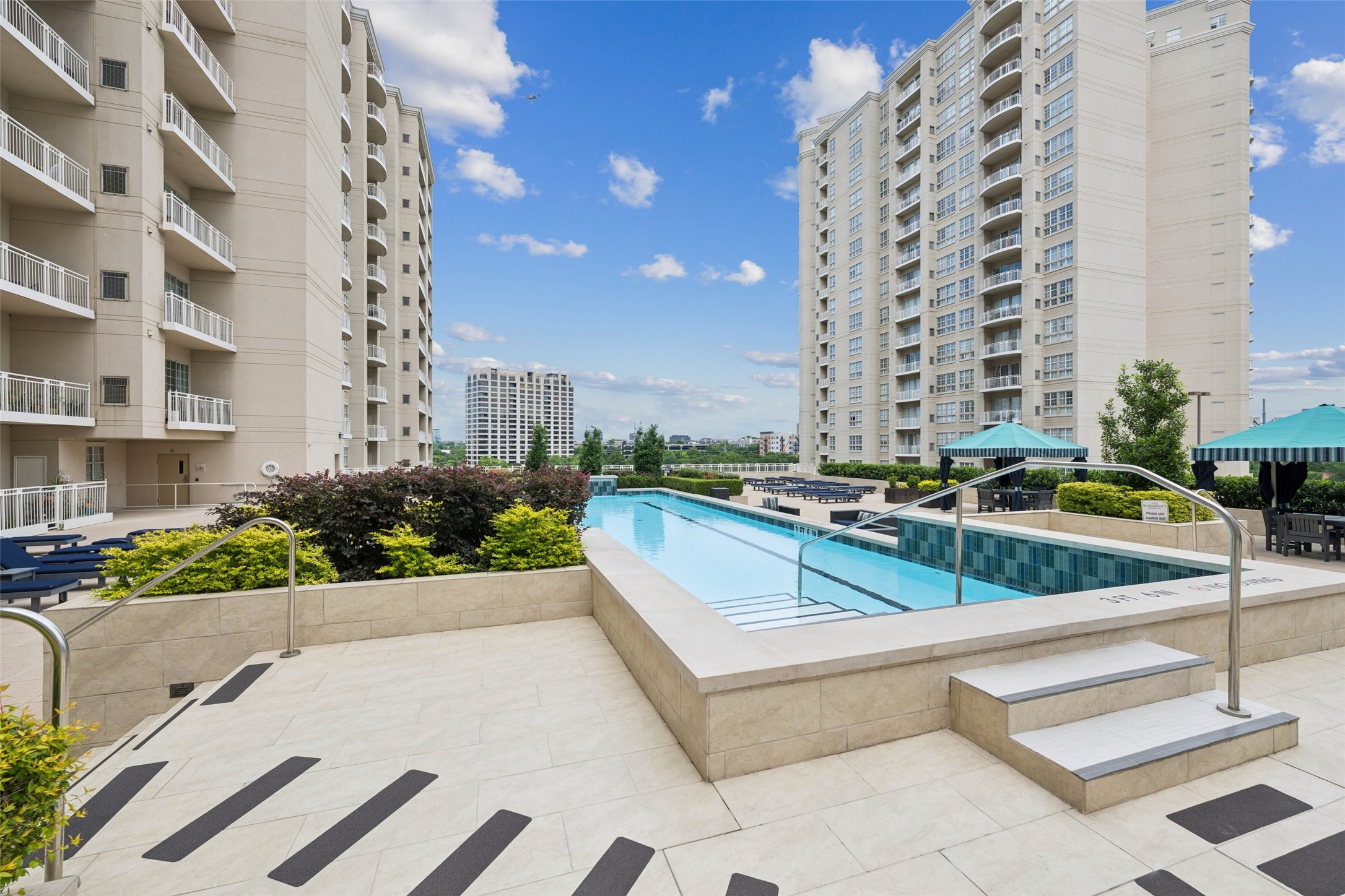 3225 Turtle Creek Boulevard Dallas TX 75219
