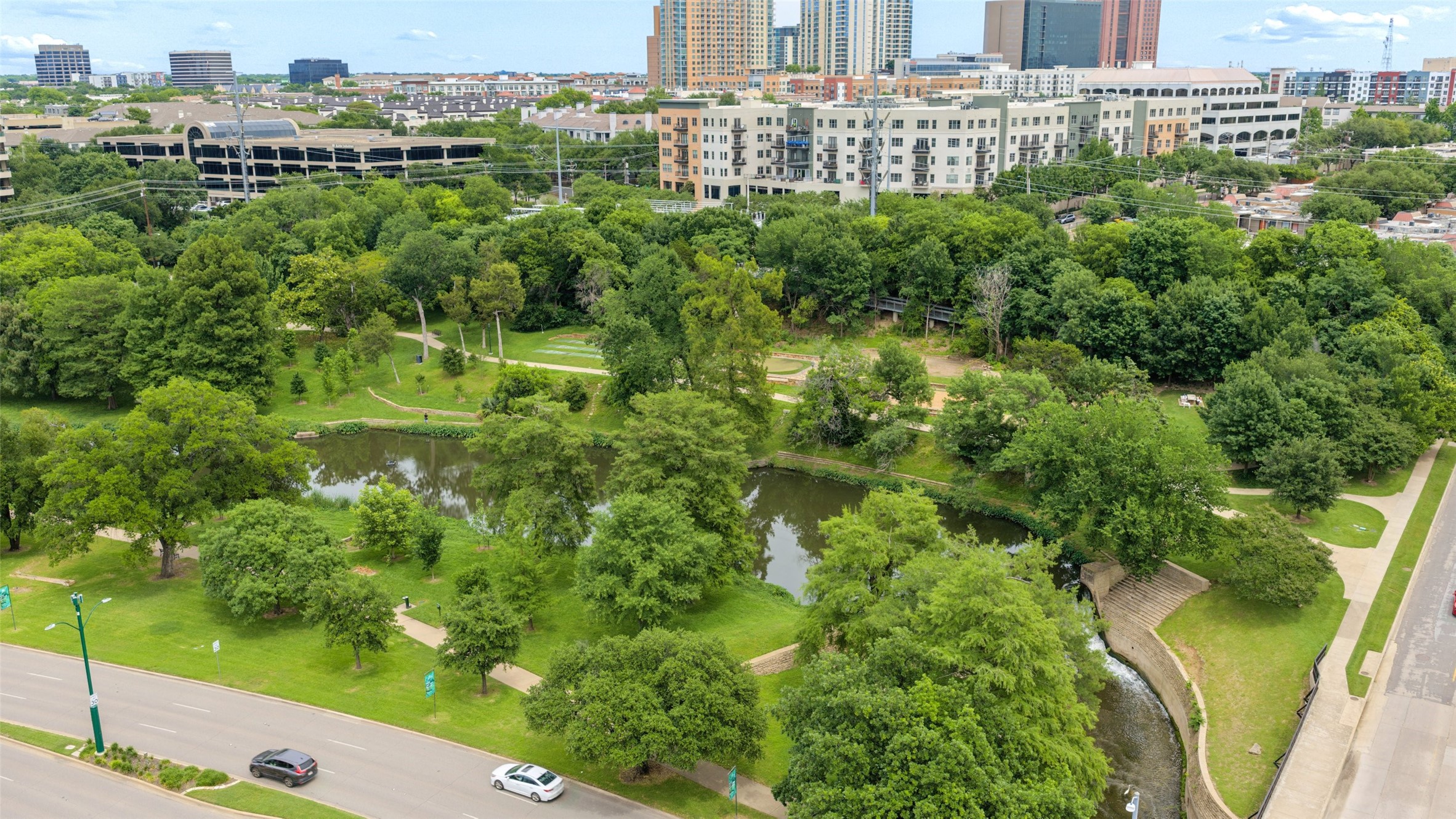 3225 Turtle Creek Boulevard Dallas TX 75219