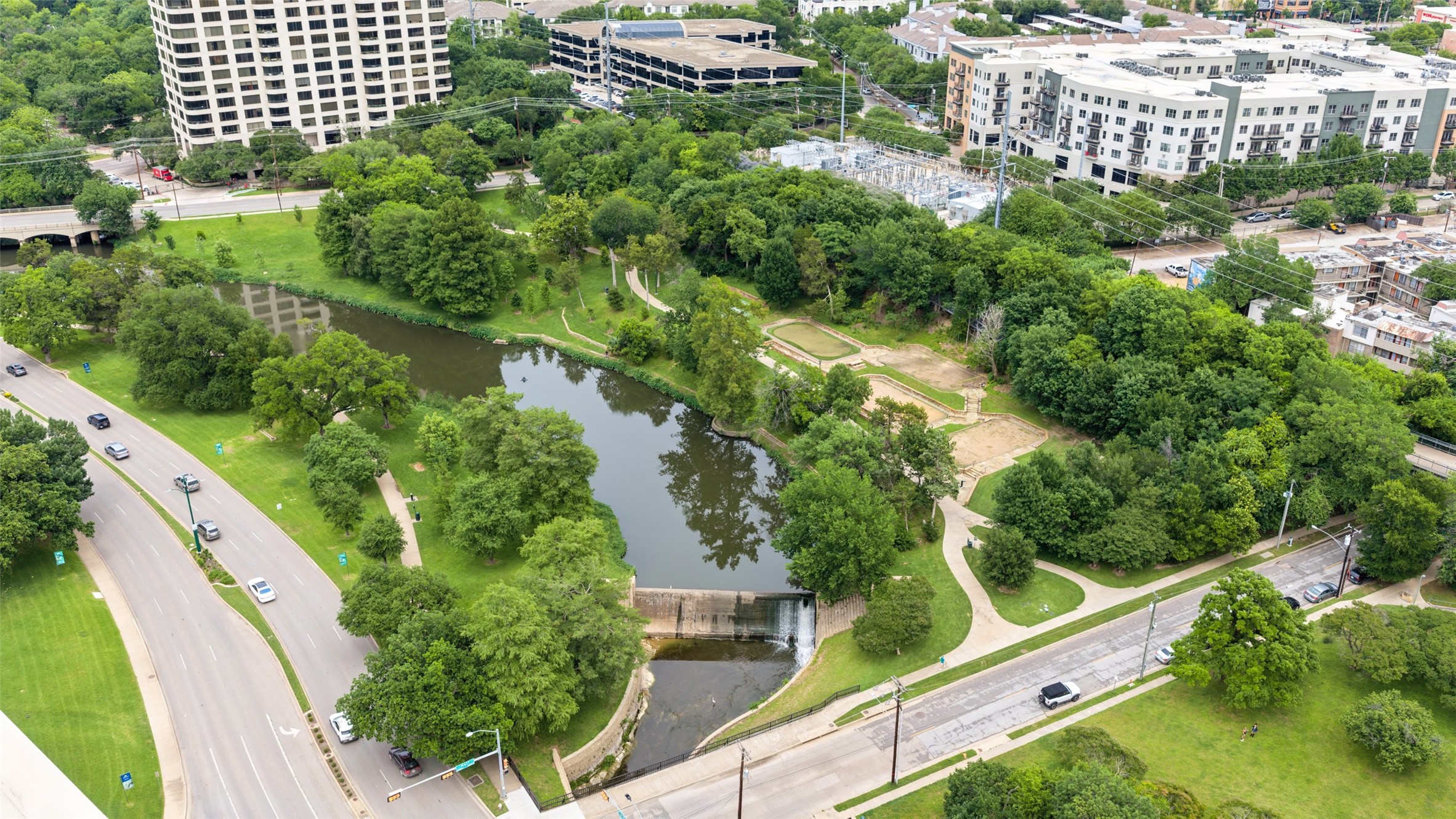 3225 Turtle Creek Boulevard Dallas TX 75219