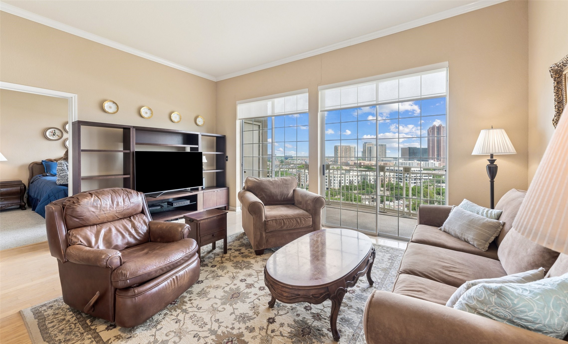 3225 Turtle Creek Boulevard Dallas TX 75219